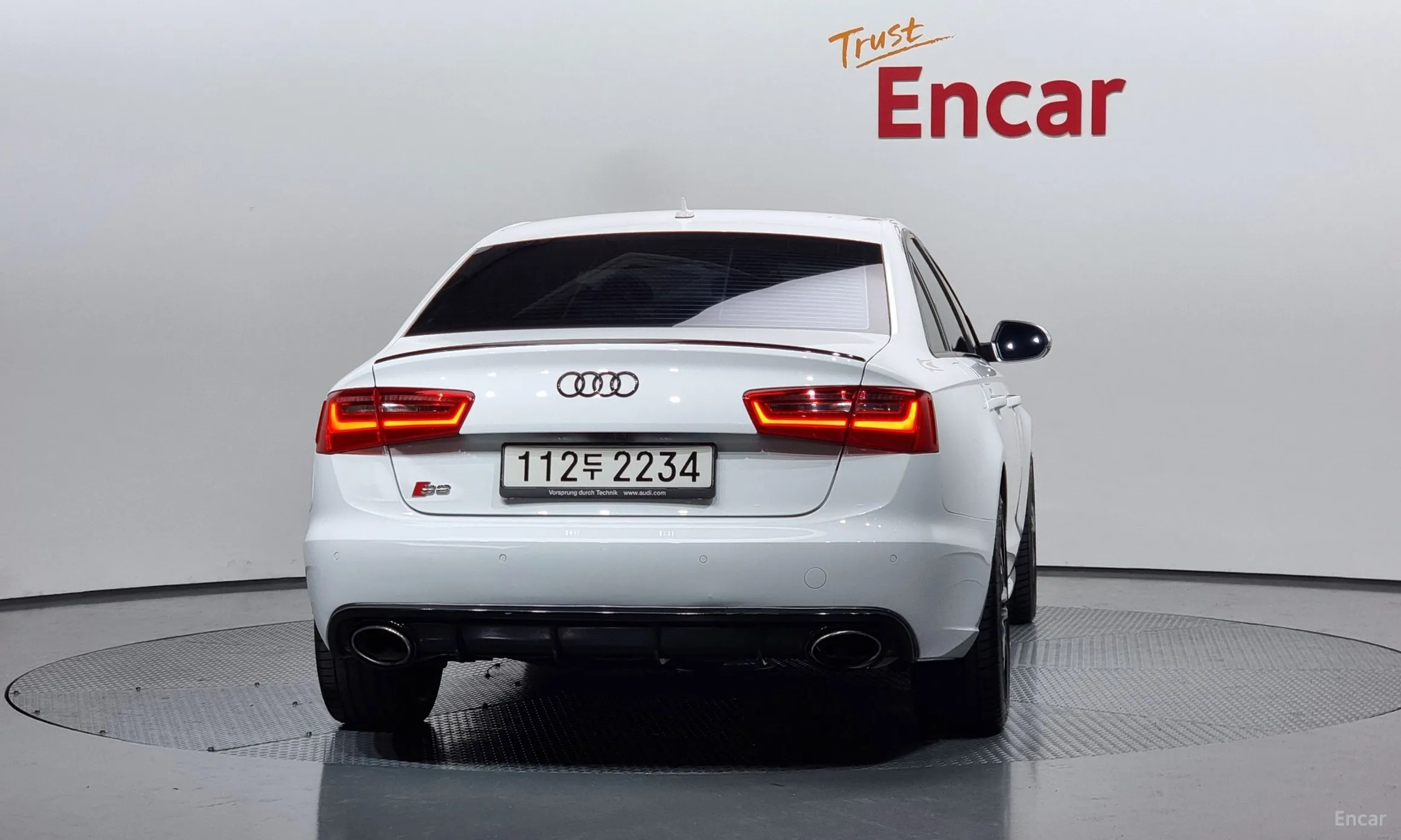 Audi S6 превью 3