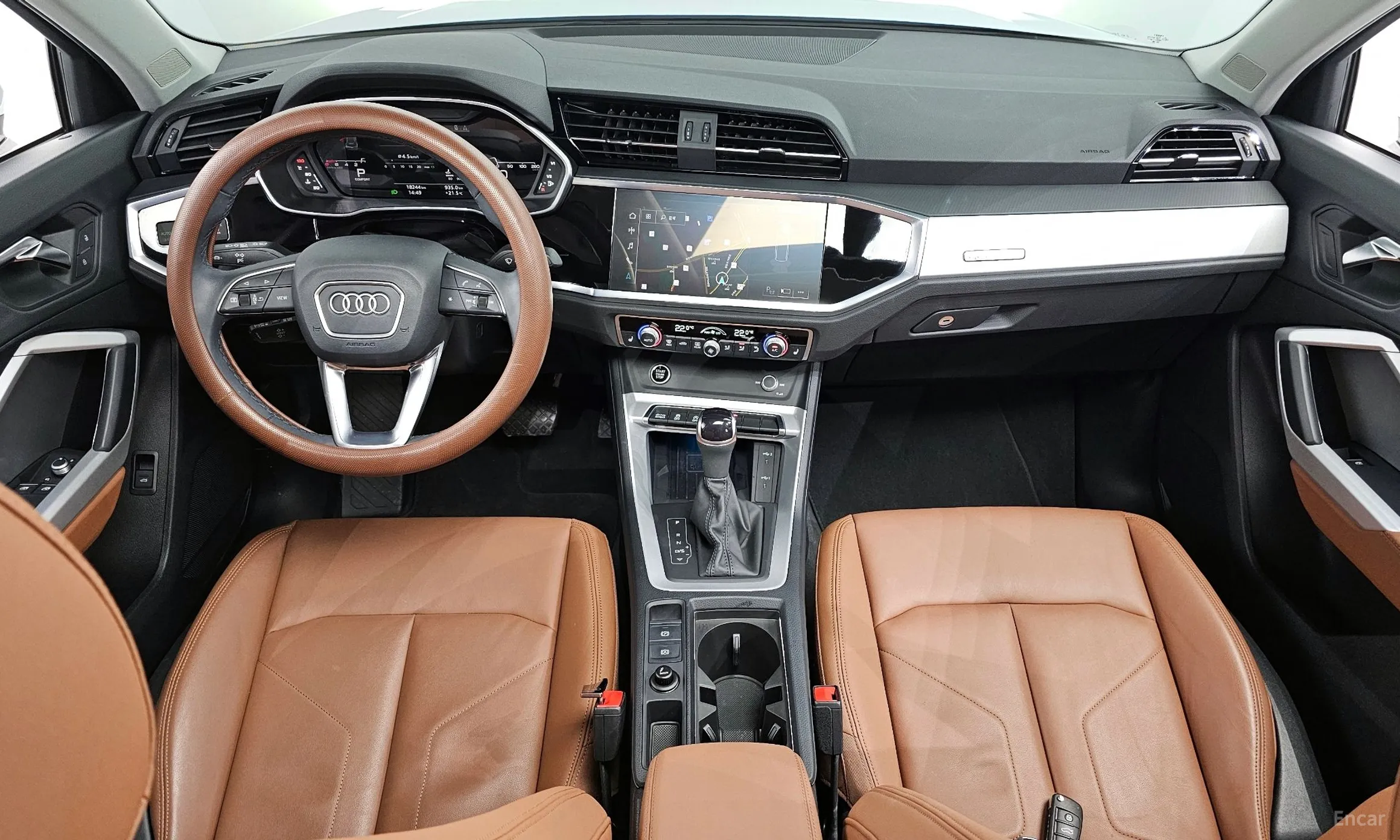 Audi Q3 (F3) превью 4