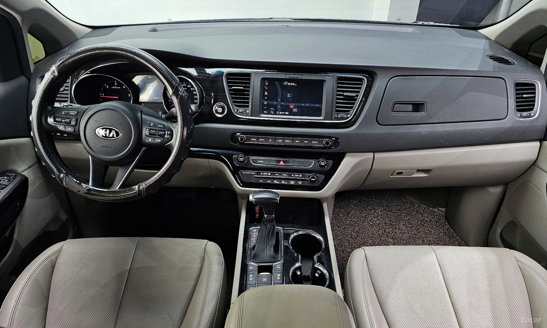 Kia Carnival превью 4