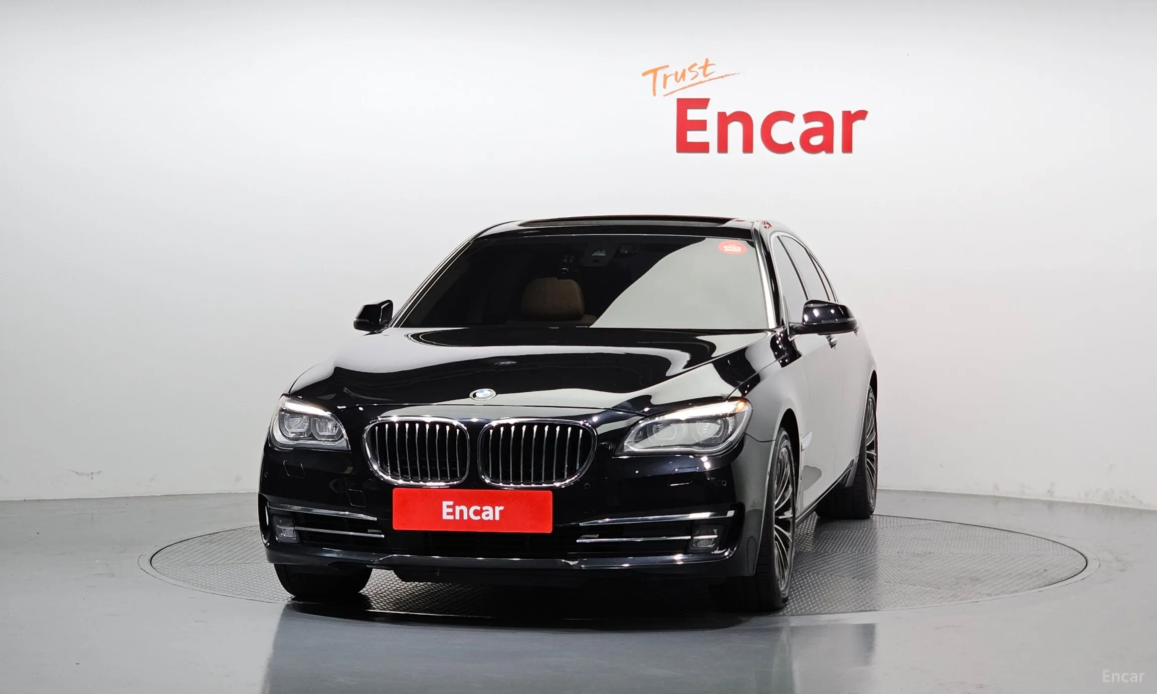 BMW 7 Series (F01) превью 2