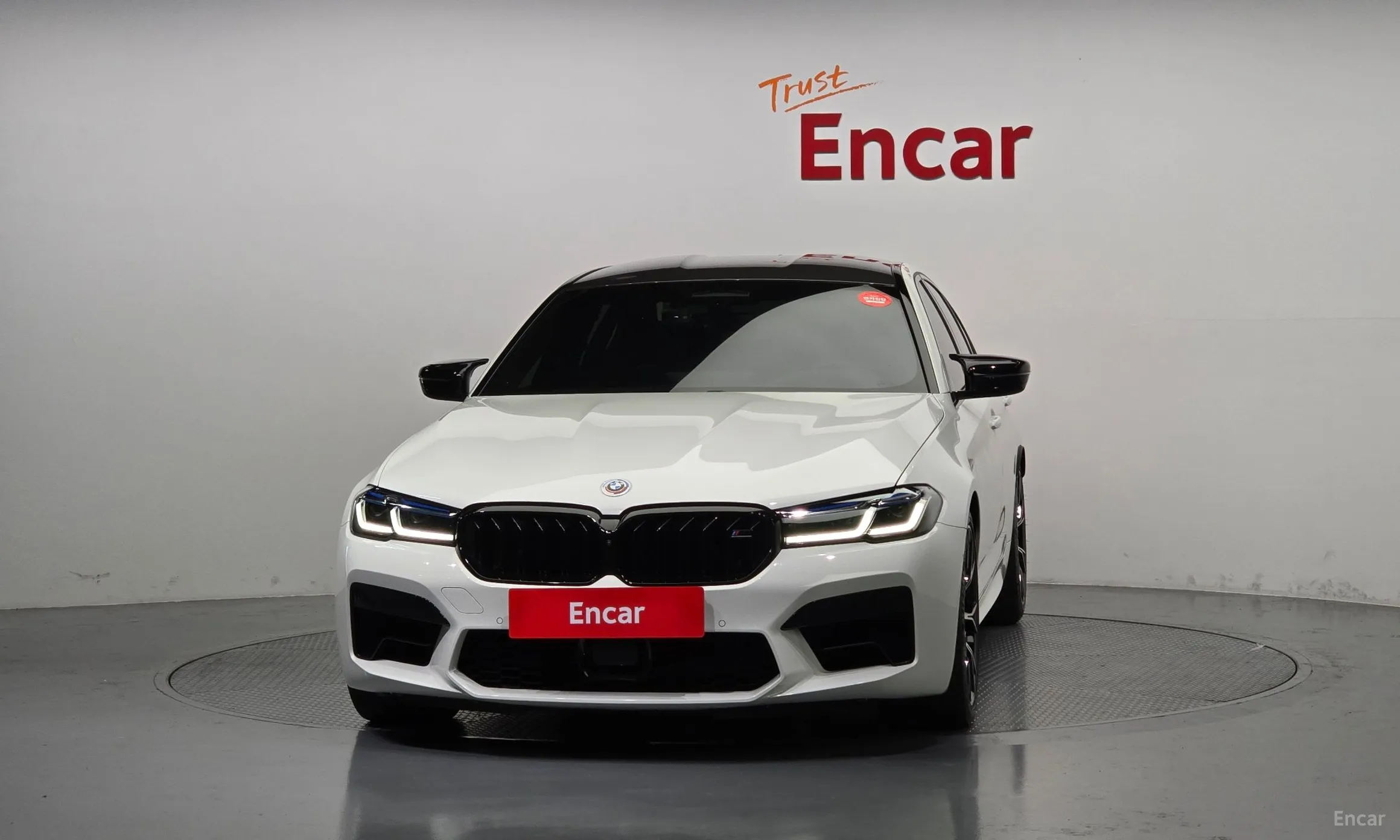 BMW M5 (F90)