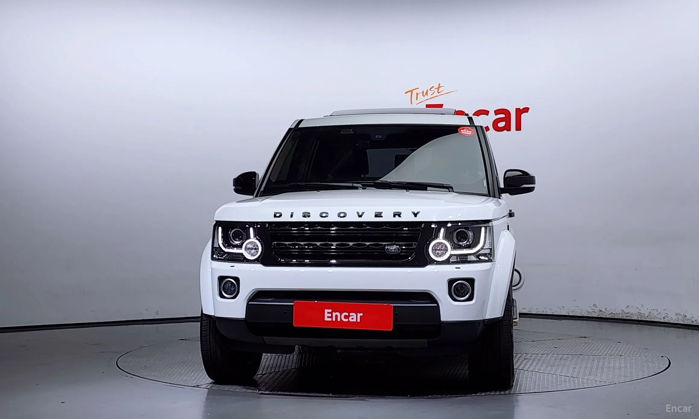 Land Rover Discovery 4 превью 2