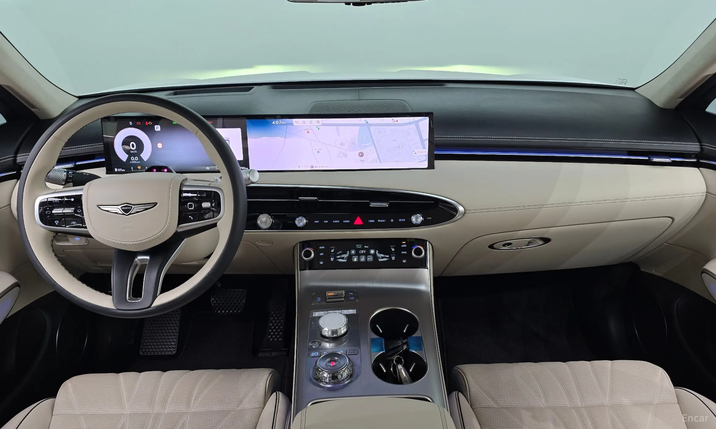 Genesis GV70 превью 7