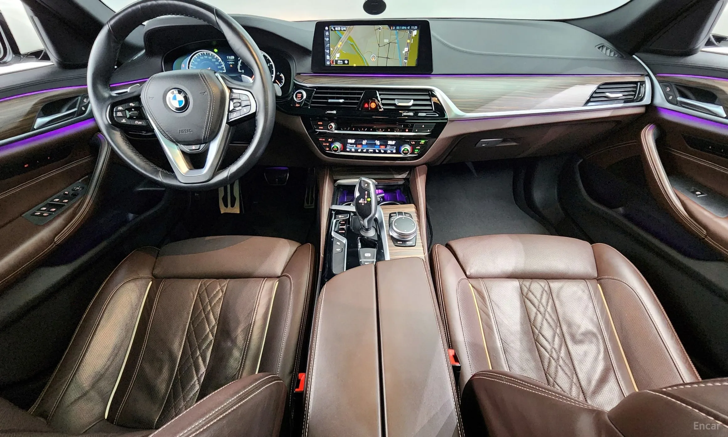 BMW 5 Series (G30) превью 4