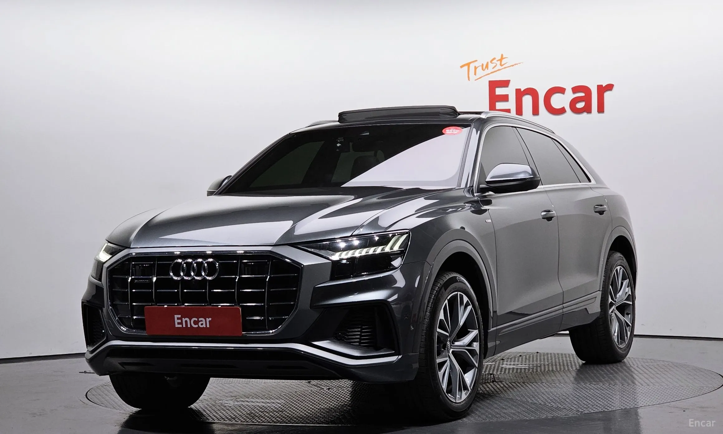 Audi Q8 (4M)
