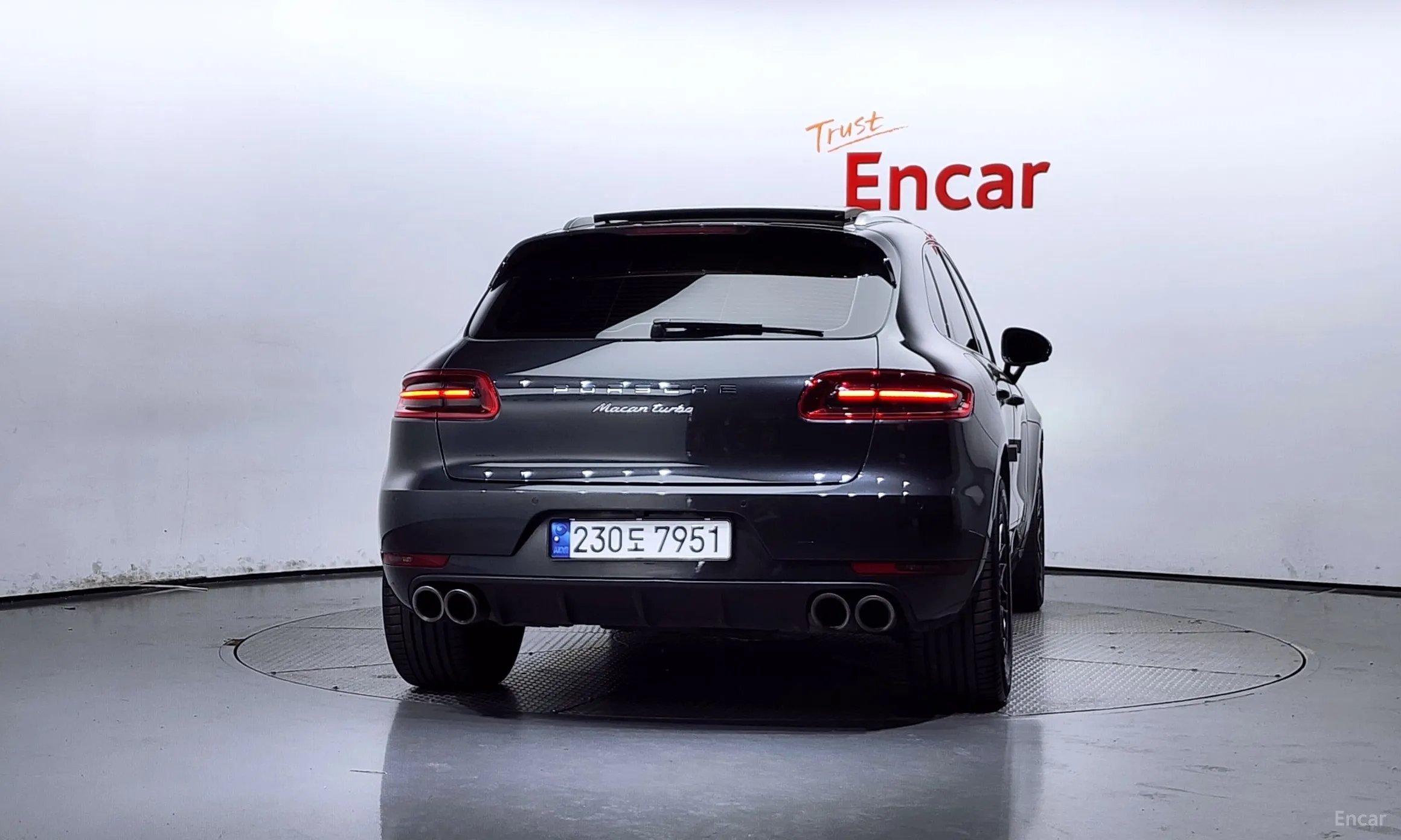 Porsche Macan превью 3
