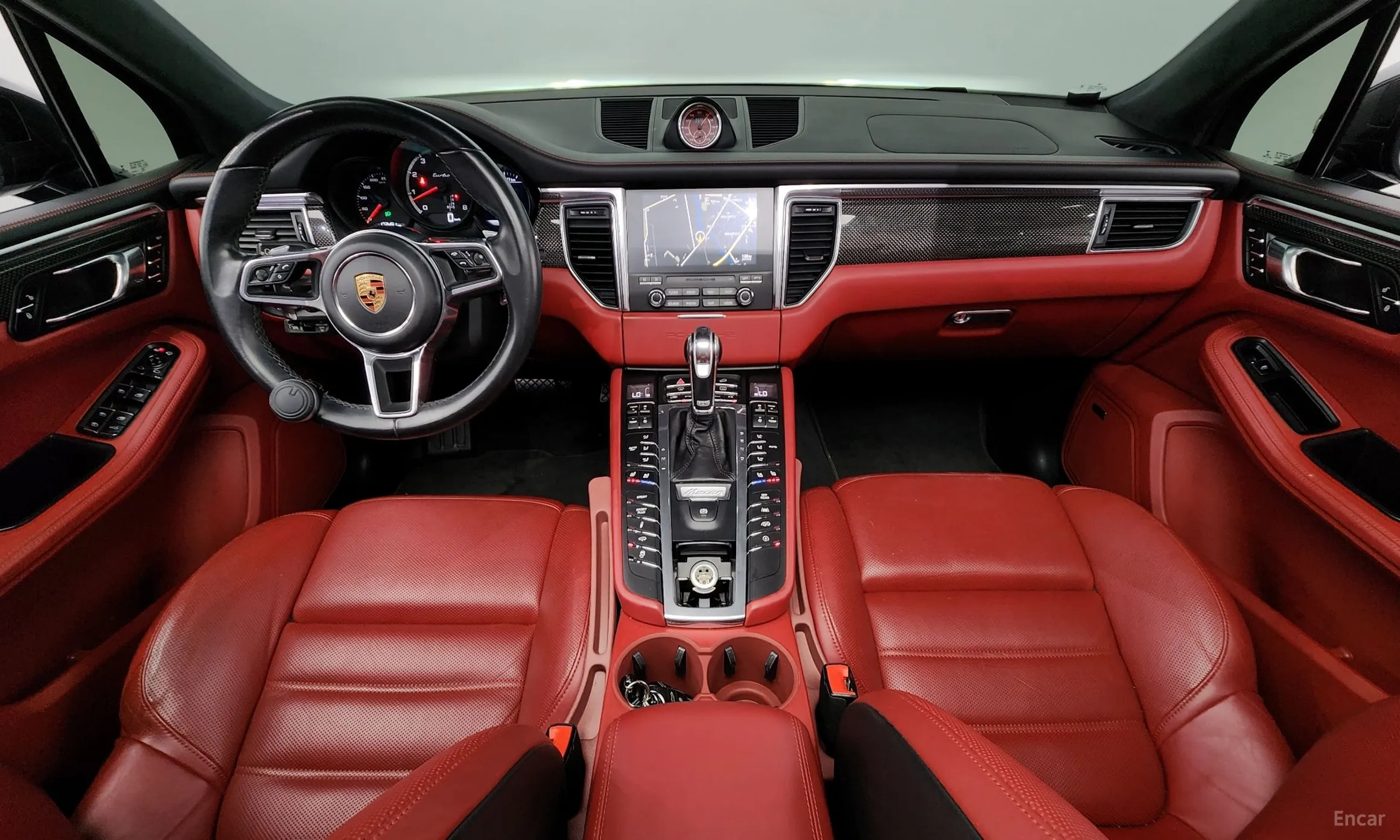 Porsche Macan превью 4