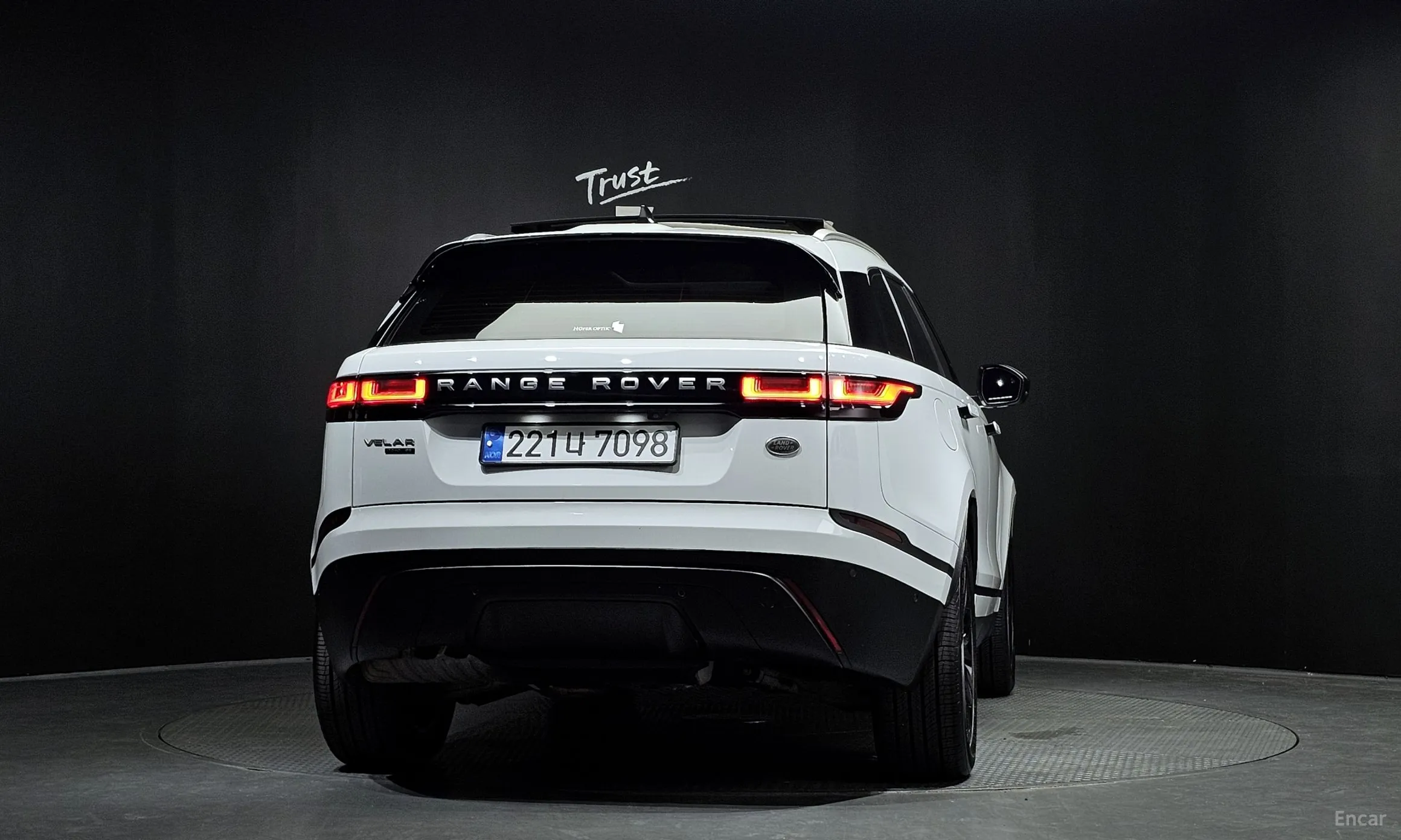 Land Rover Range Rover Bella превью 3