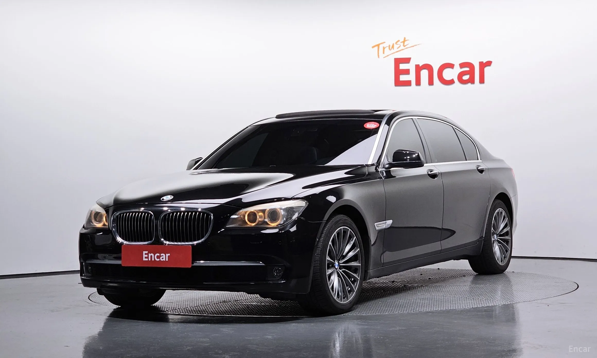 BMW 7 Series (F01)