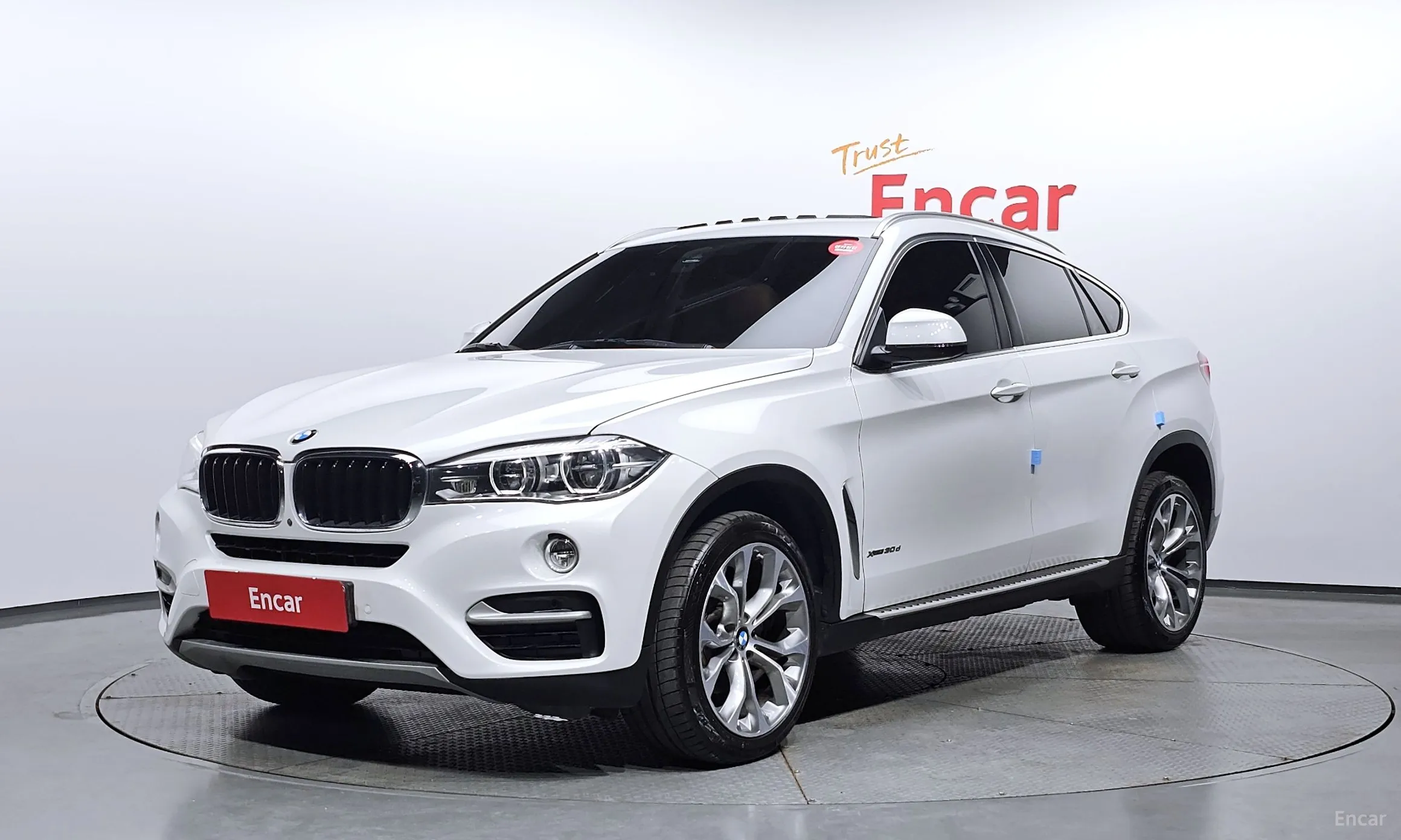 X6 (F16)