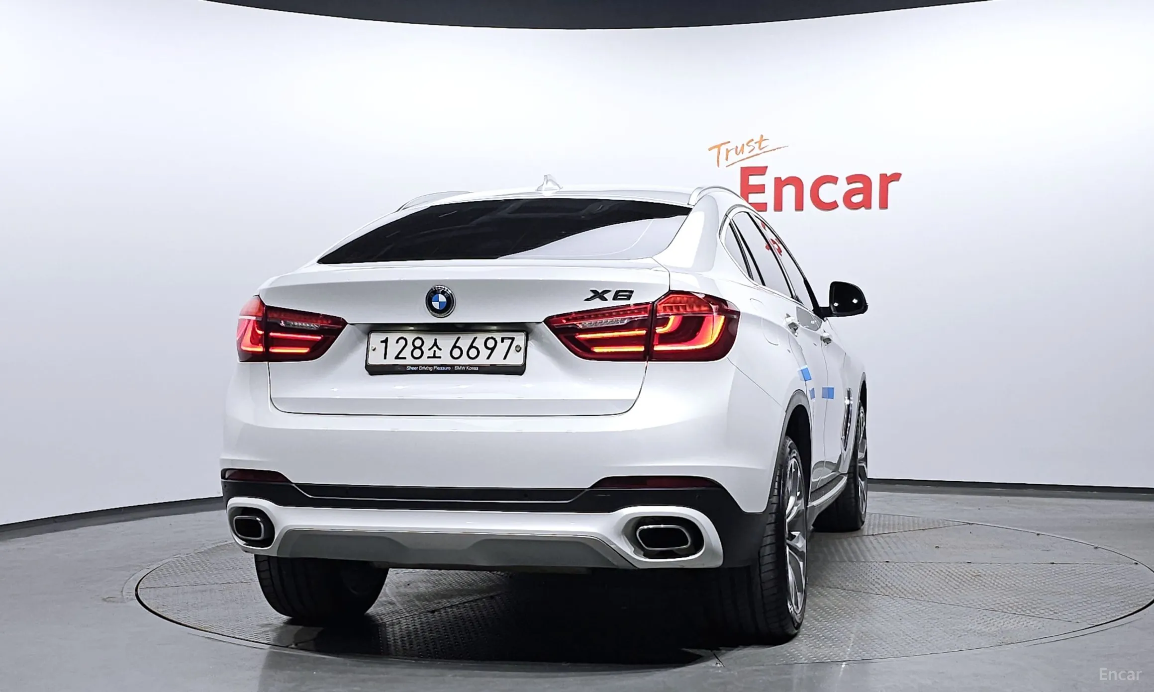BMW X6 (F16) превью 3