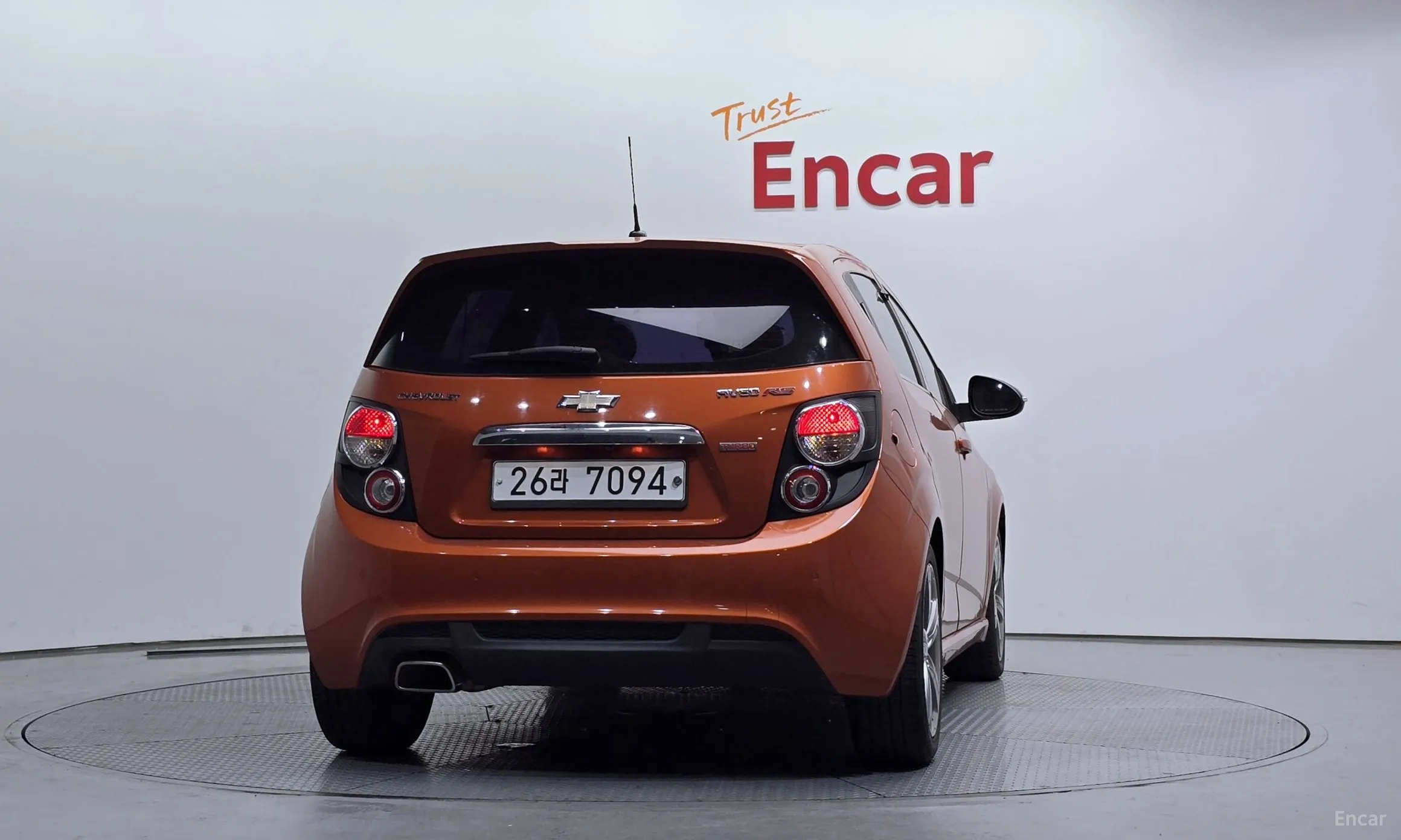 Chevrolet (GM Daewoo) Aveo Hatchback превью 3
