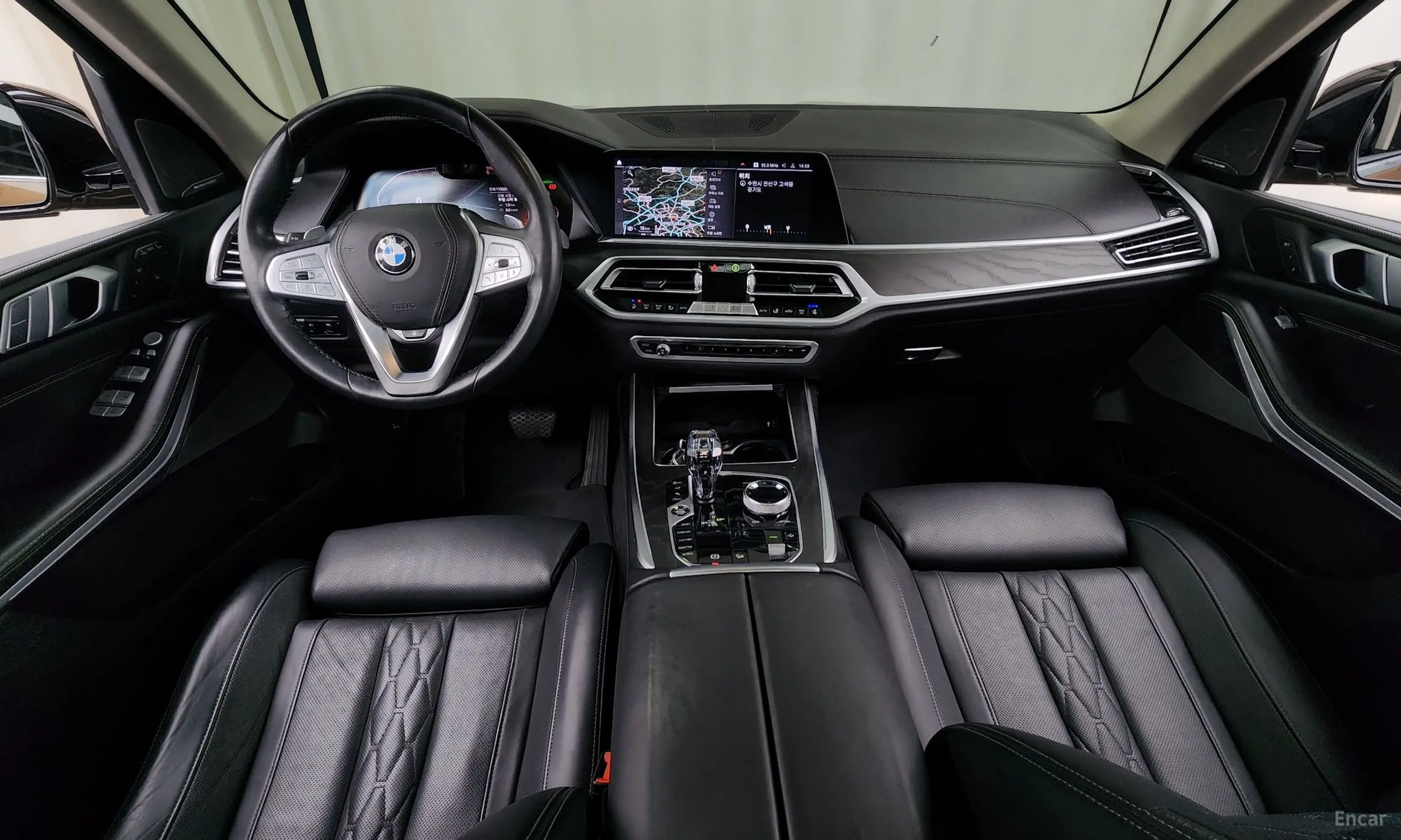 BMW X7 (G07) превью 4