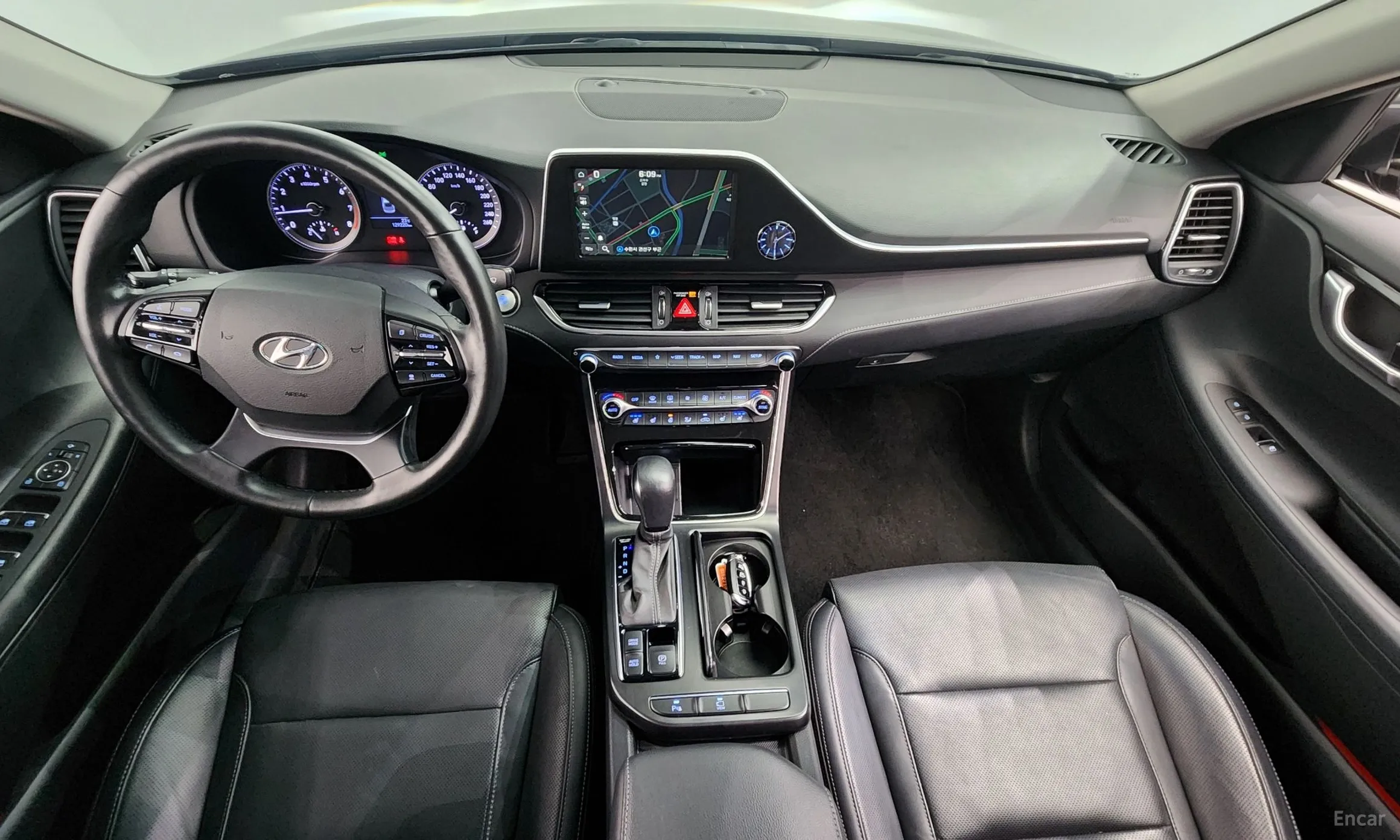 Hyundai Grandeur IG превью 4