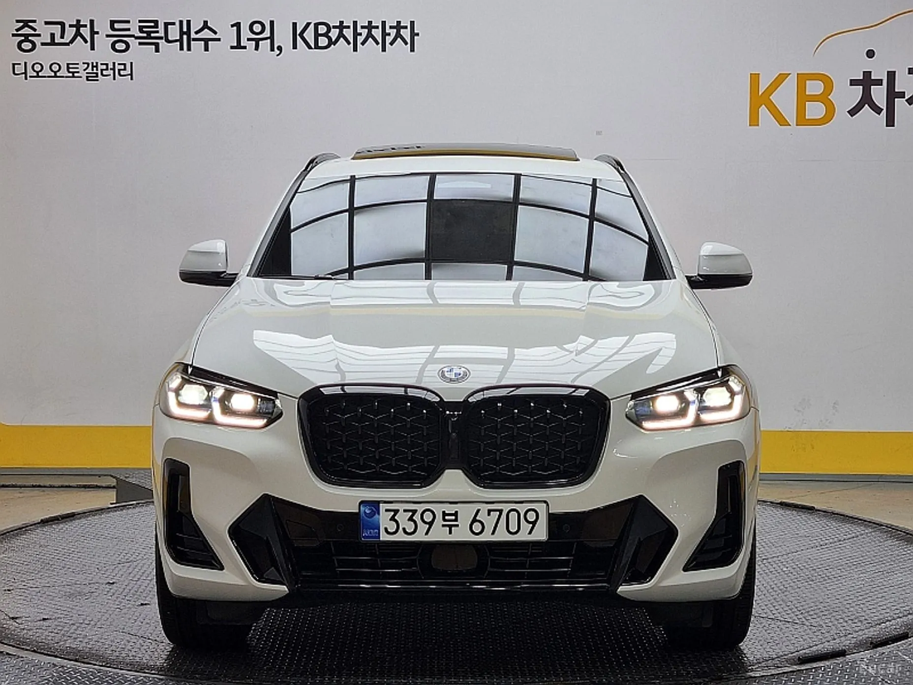 BMW X4 (G02) превью 2