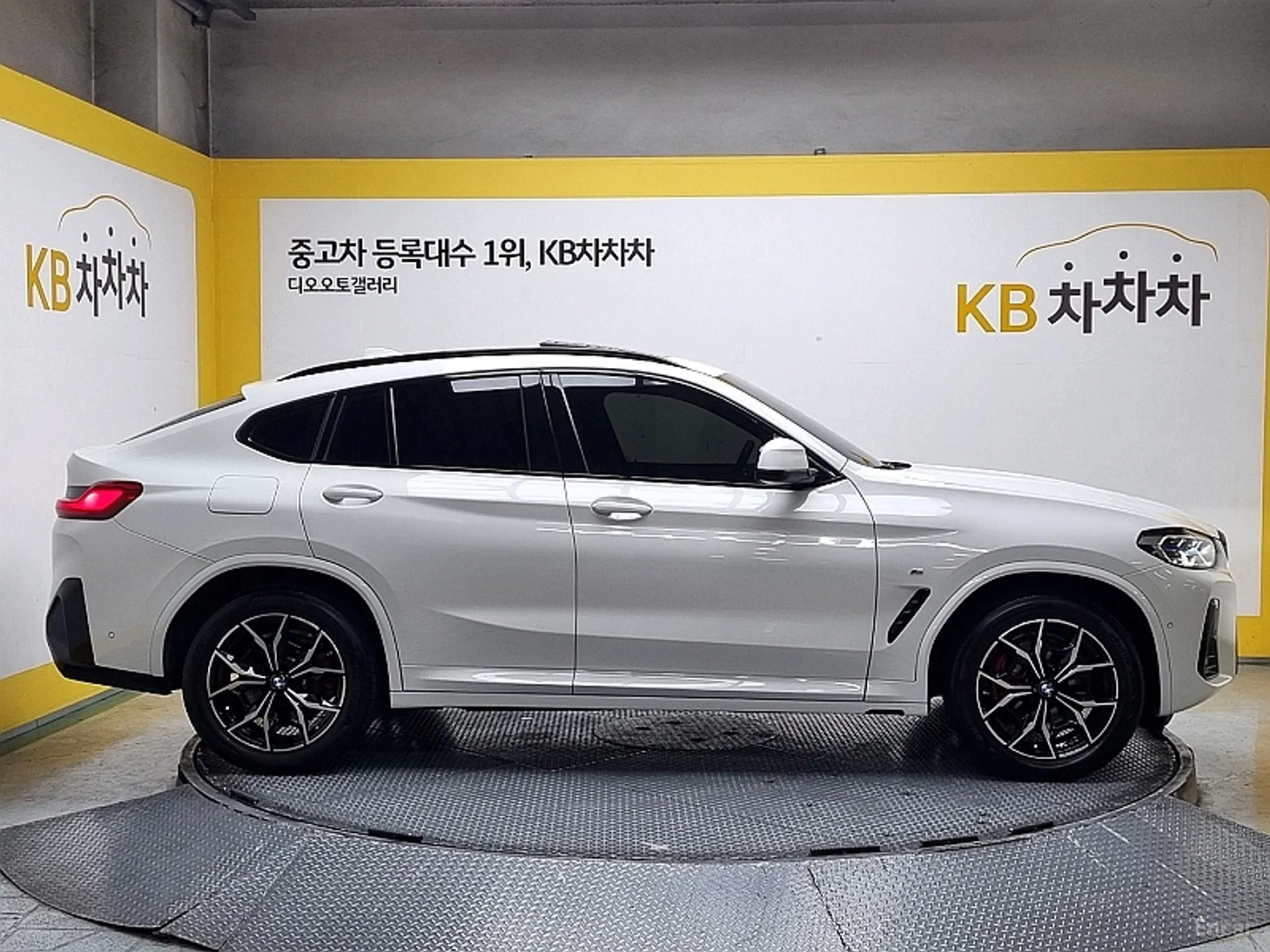 BMW X4 (G02) превью 4