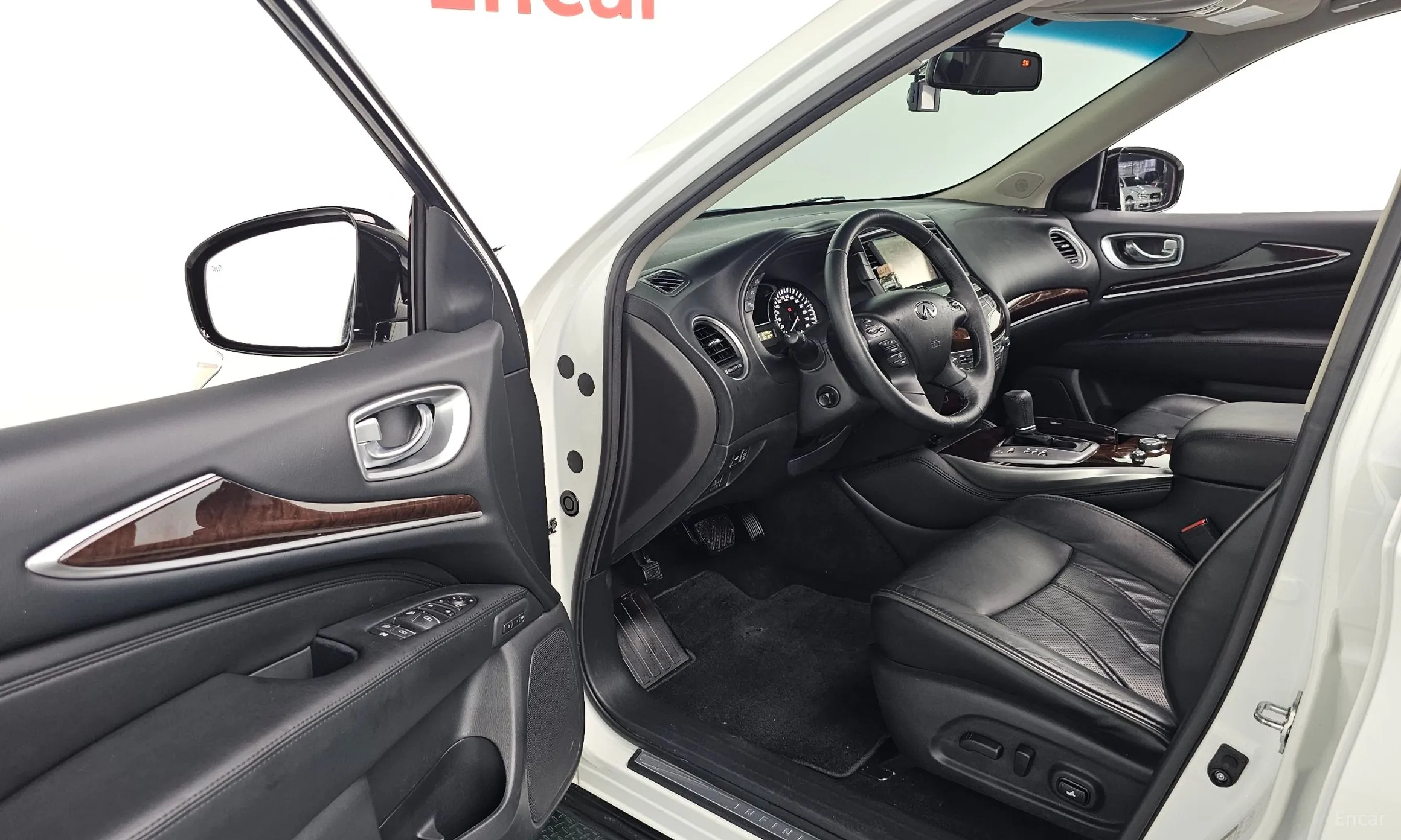Infiniti QX60 превью 11