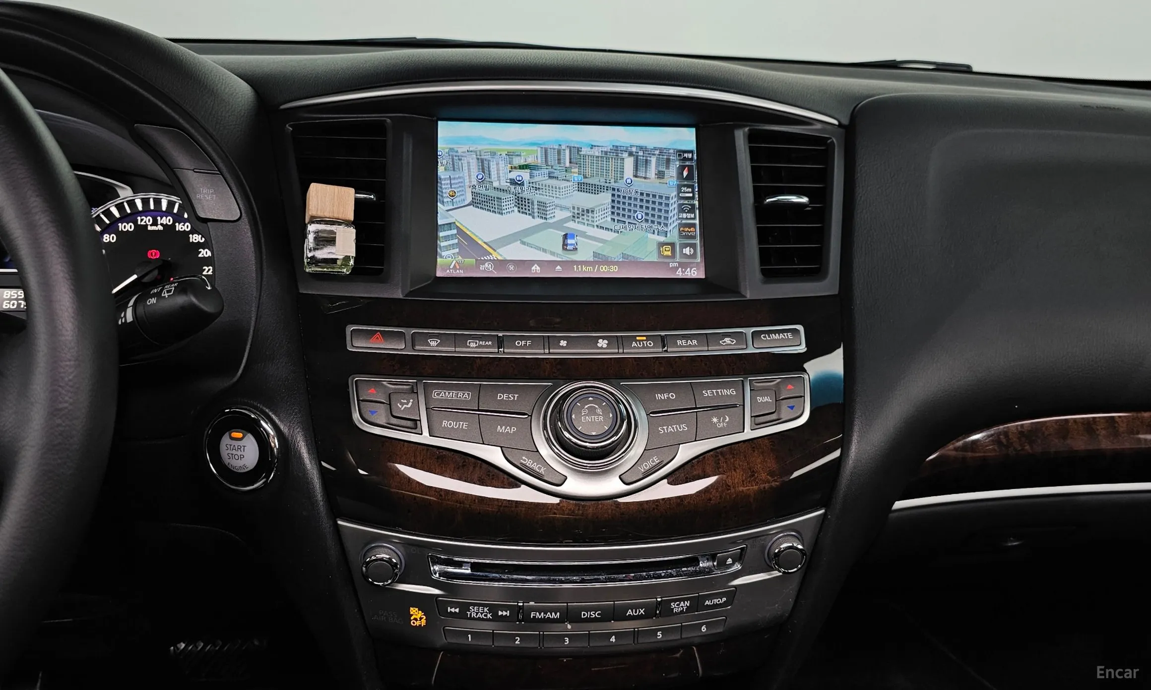 Infiniti QX60 превью 14