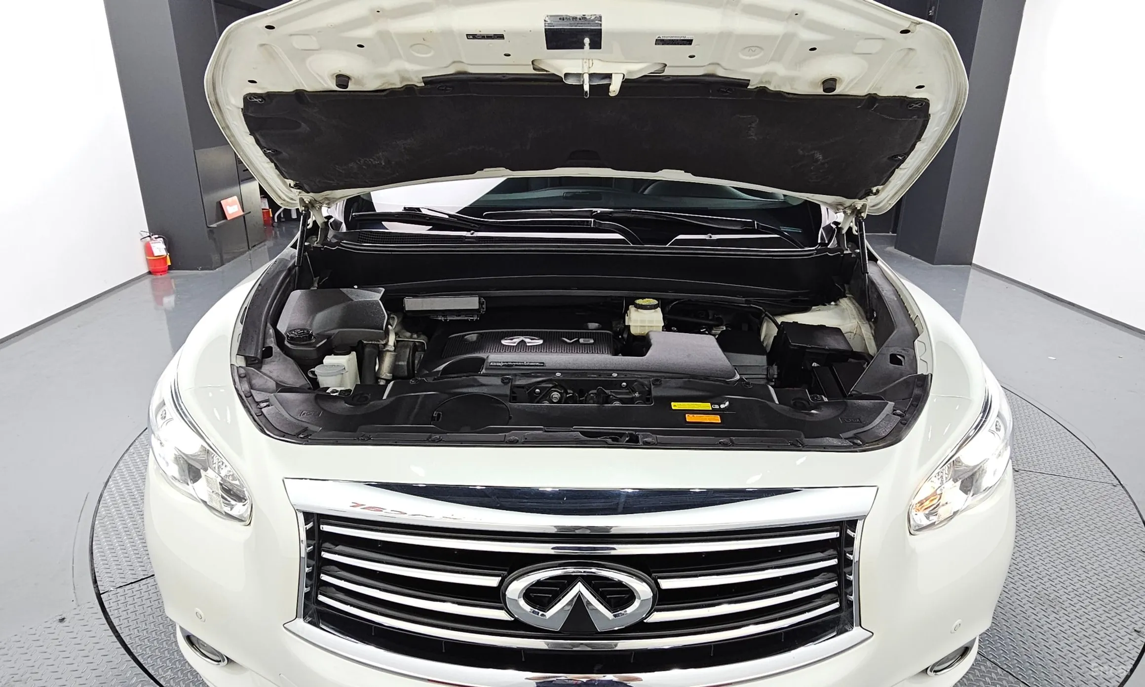 Infiniti QX60 превью 6