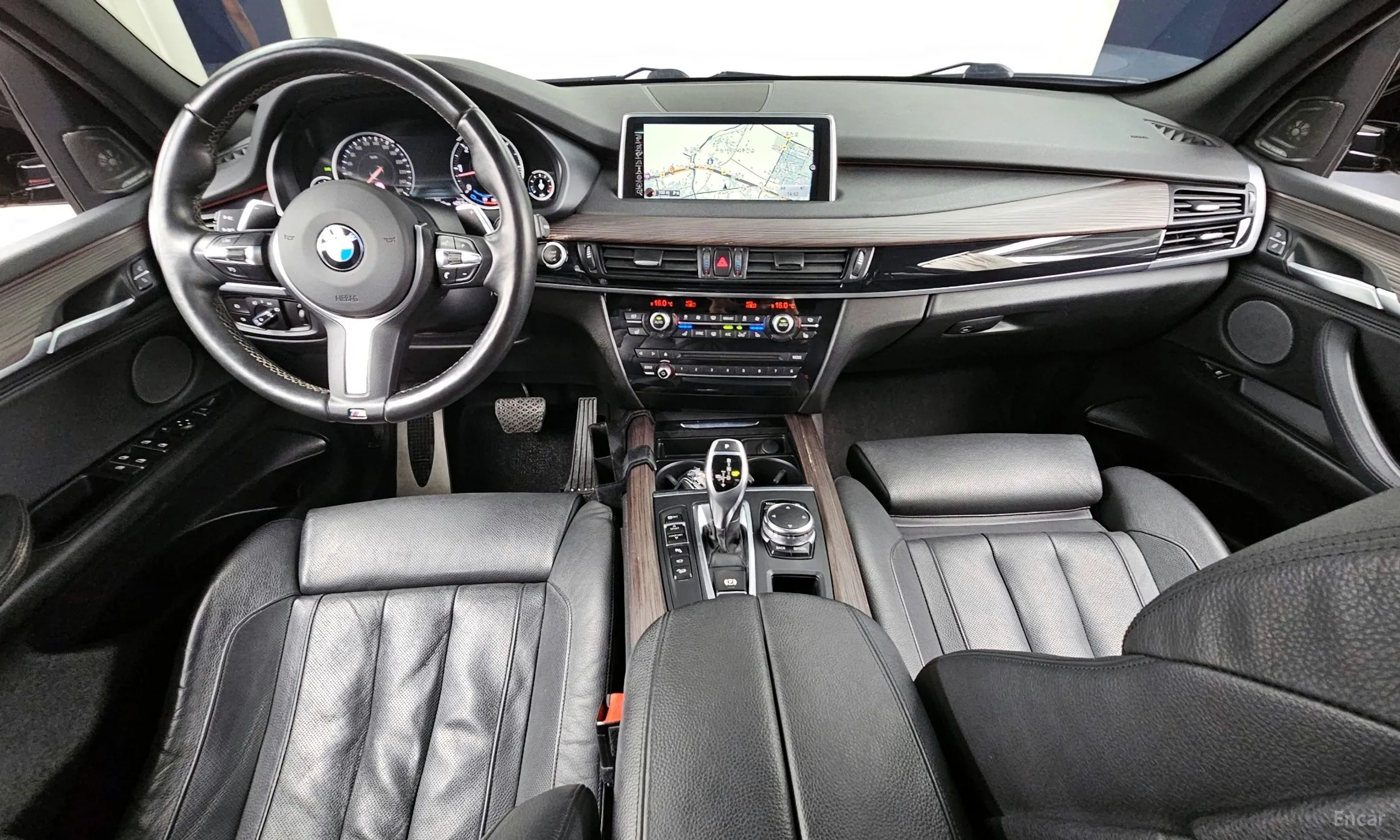 BMW X5 (F15) превью 4