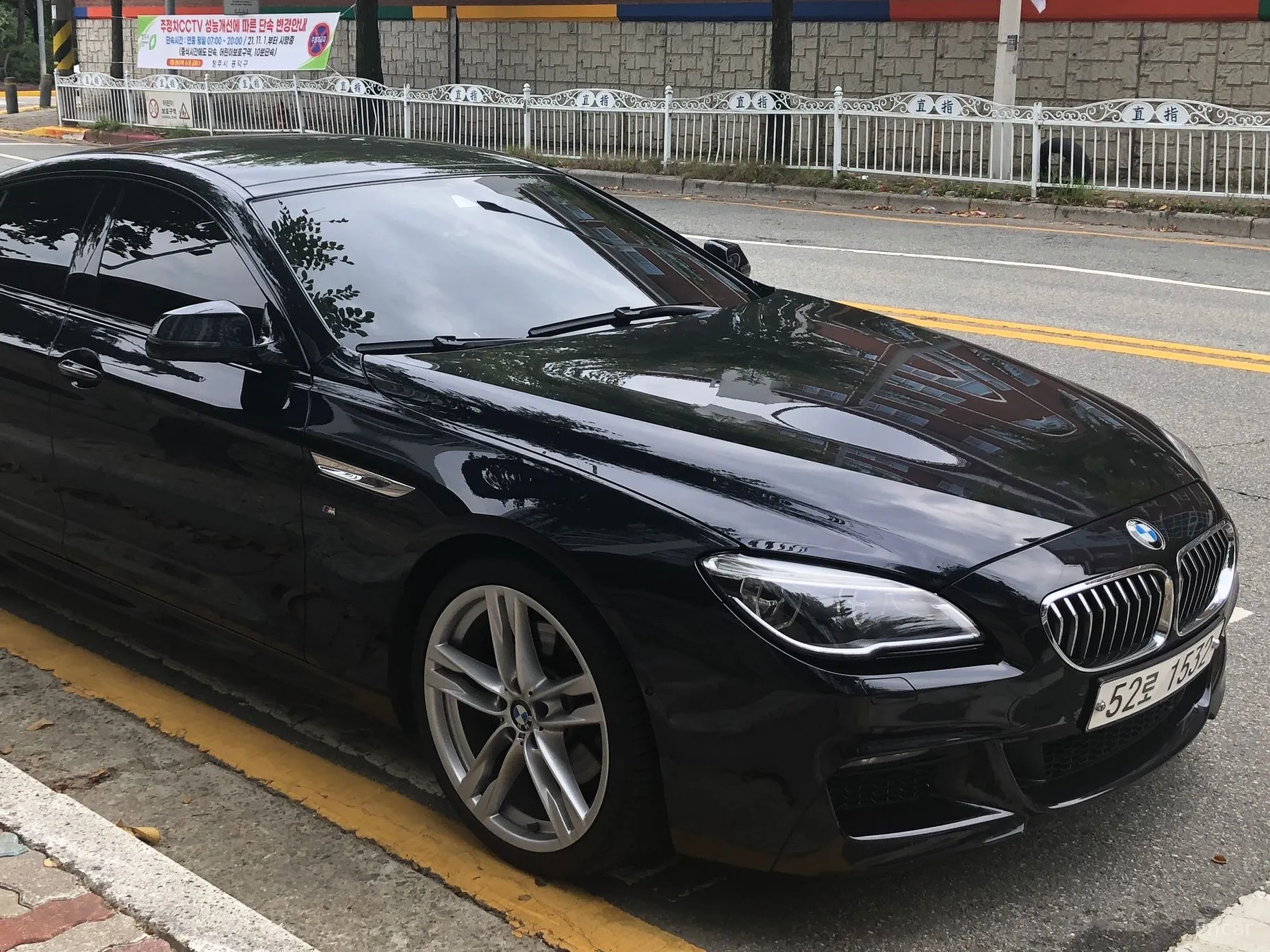 BMW 6 Series (F12)