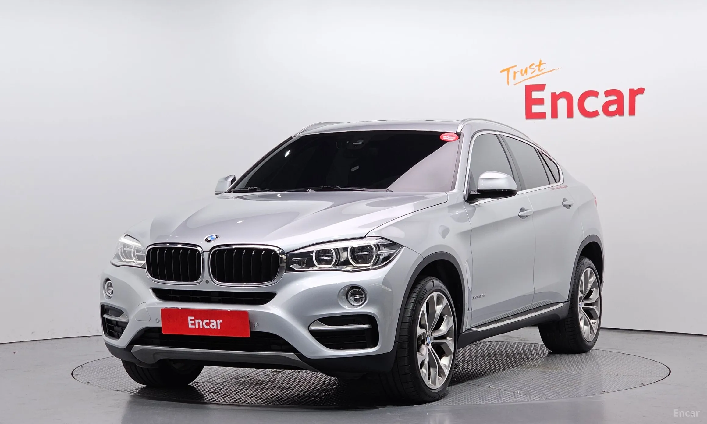 X6 (F16)