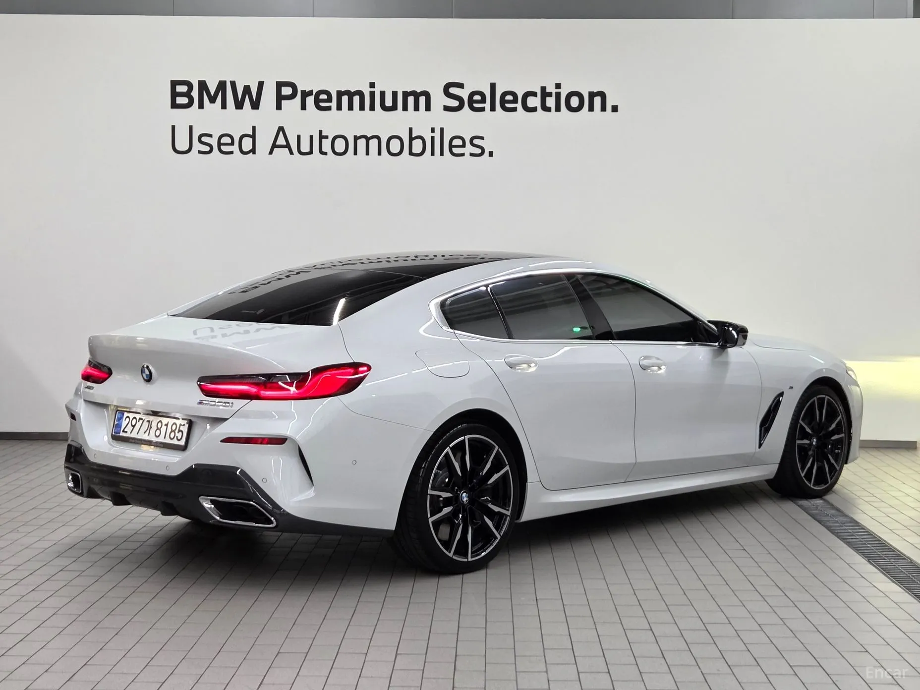 BMW 8-series (G15)