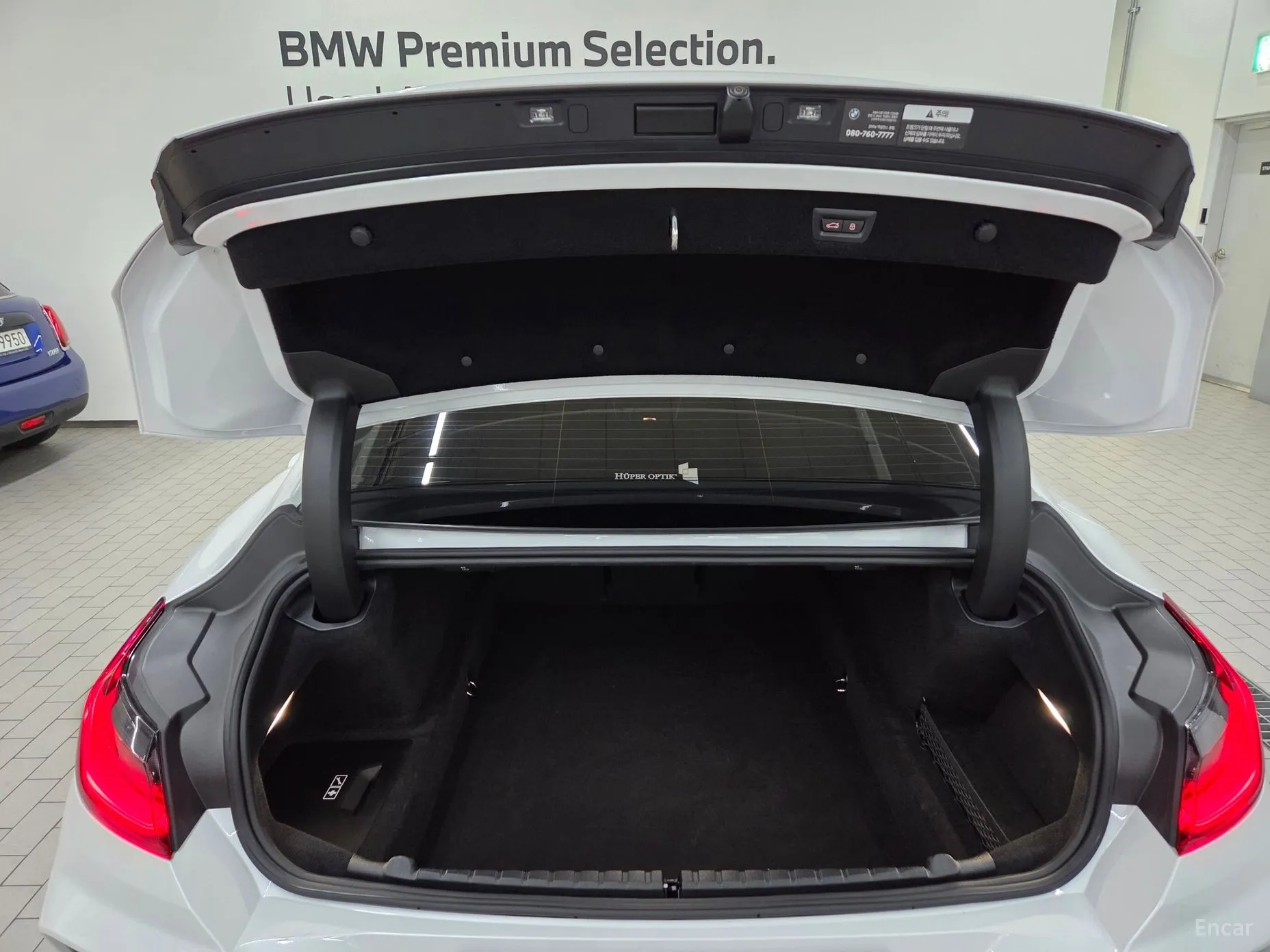 BMW 8-series (G15) превью 4