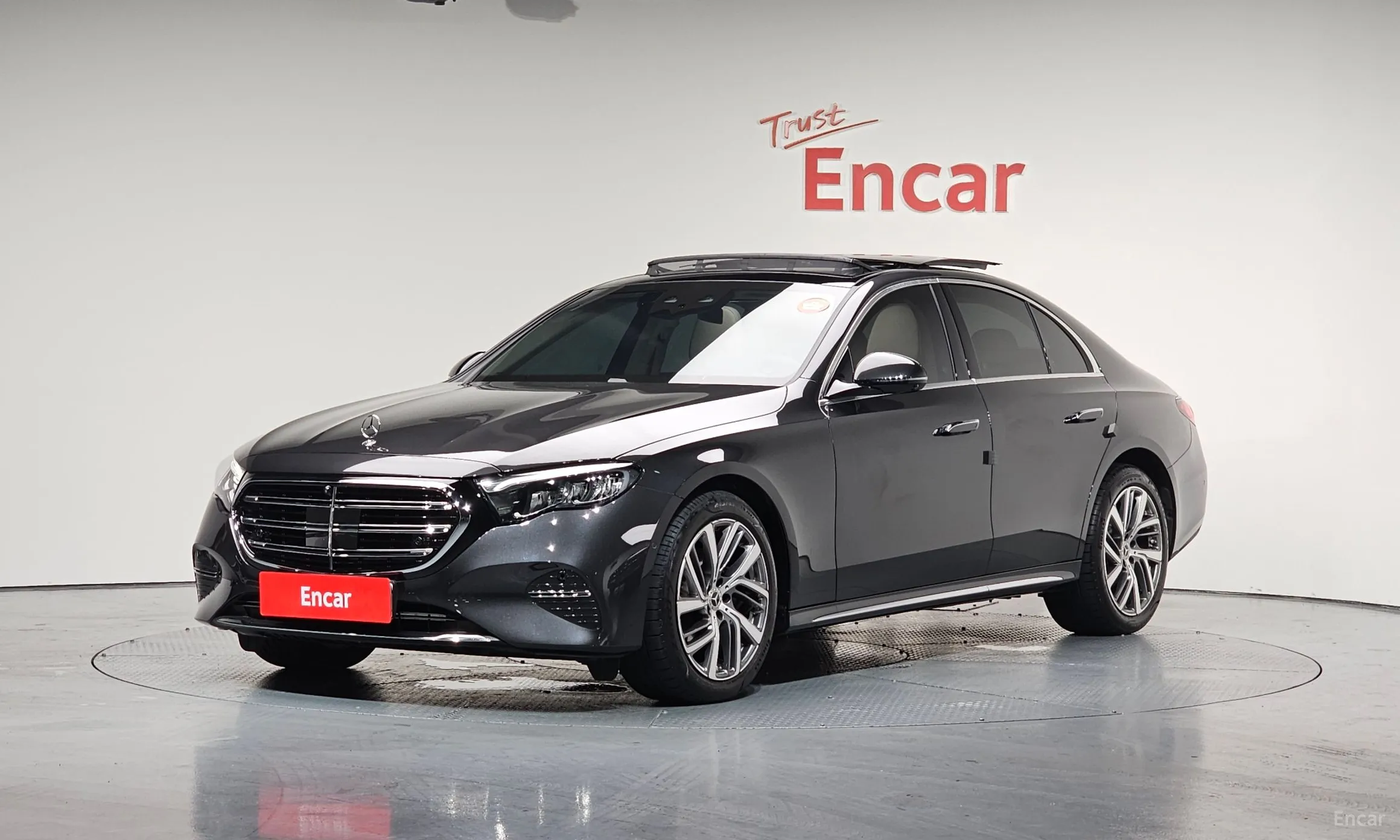 E-Class W214