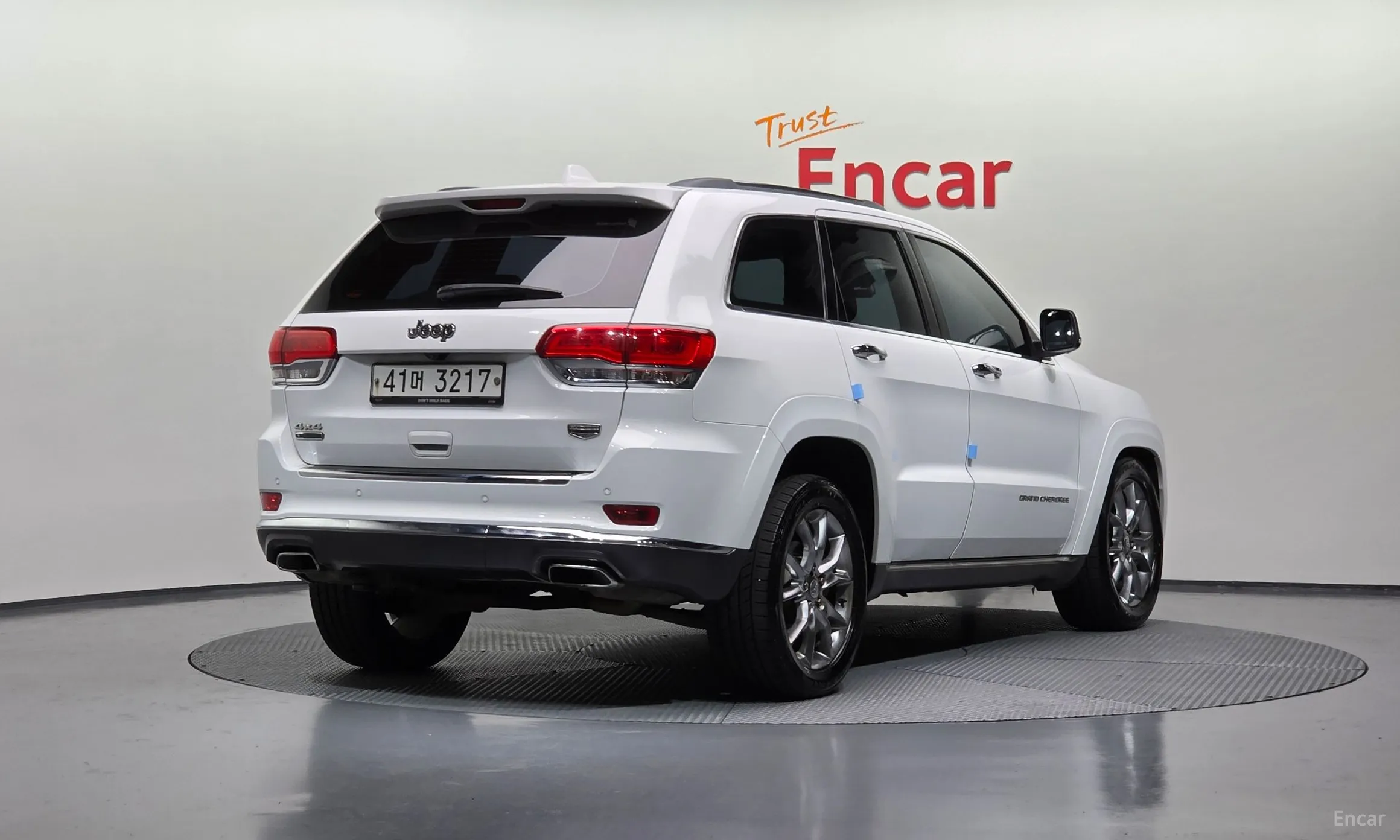 Jeep Grand Cherokee превью 3