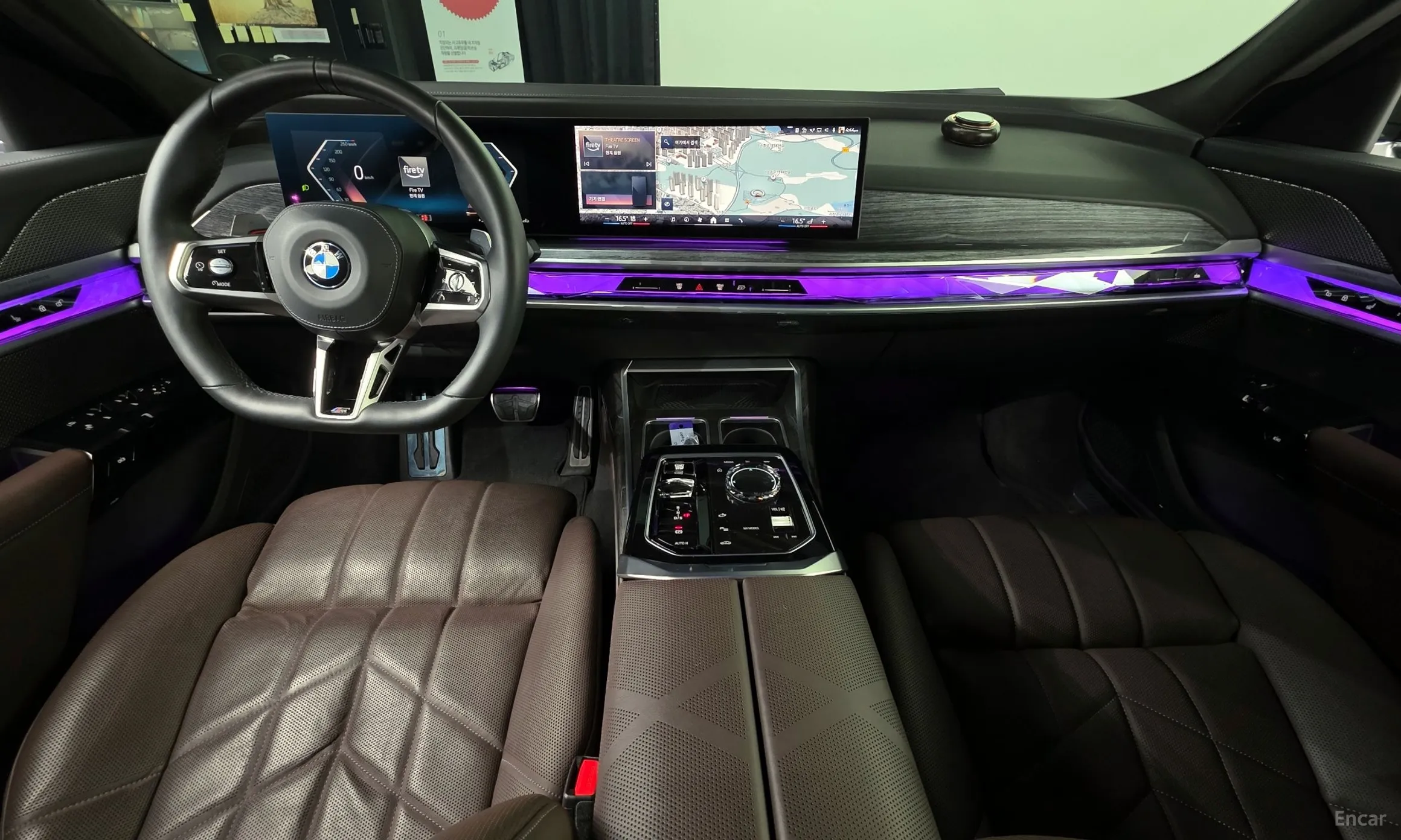 BMW 7 Series (G70) превью 4
