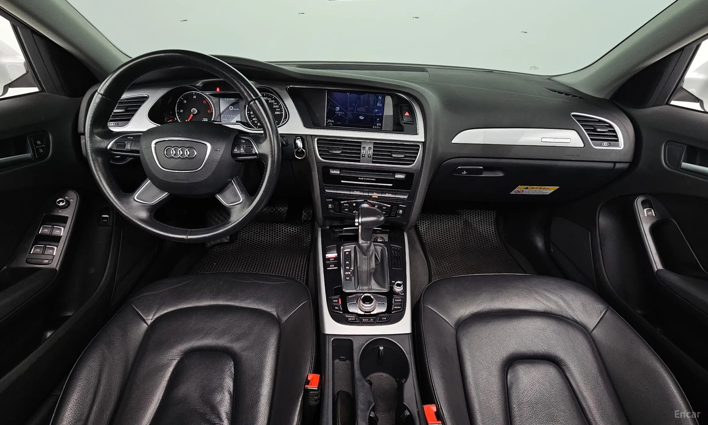 Audi New A4 превью 4