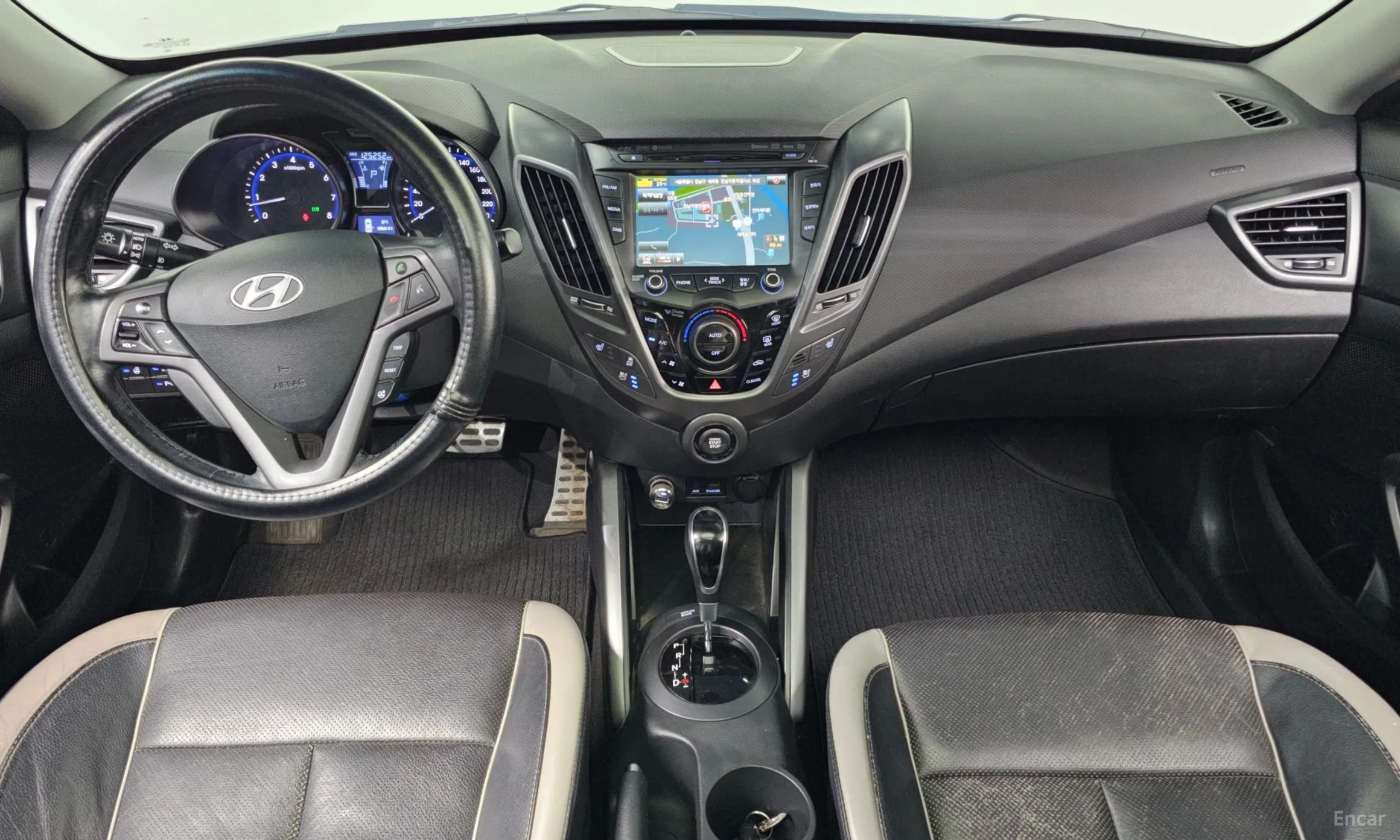 Hyundai Veloster превью 4