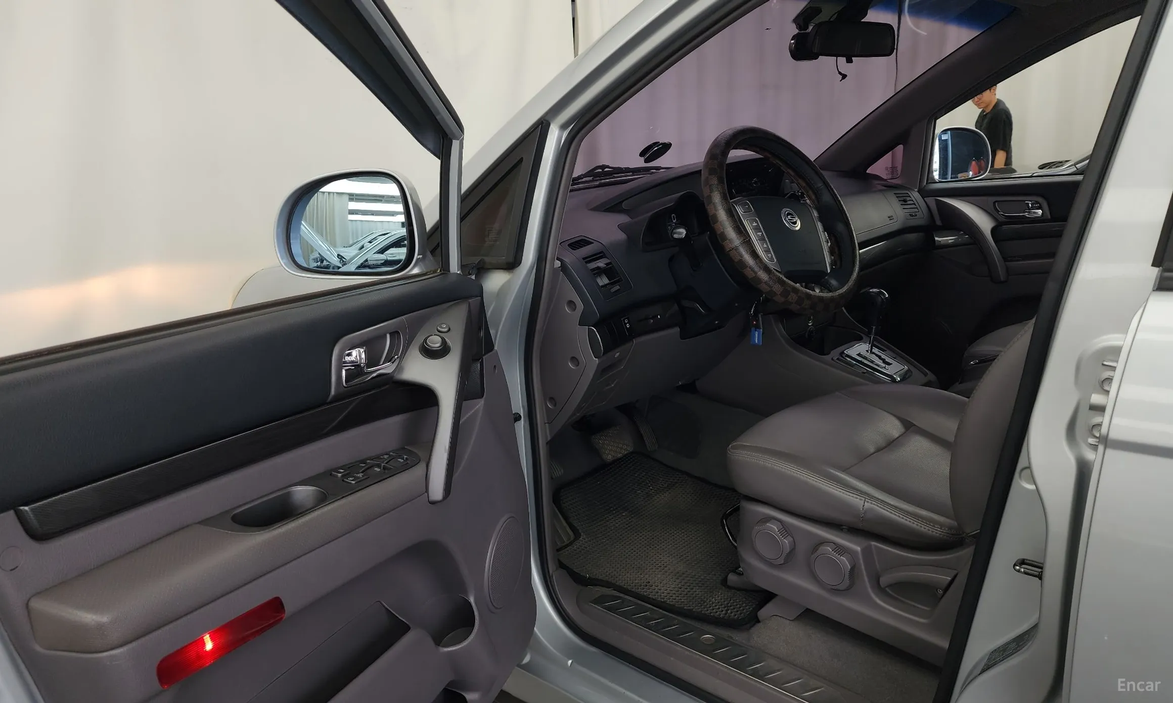 KG Mobility (SsangYong) Korando Turismo превью 10