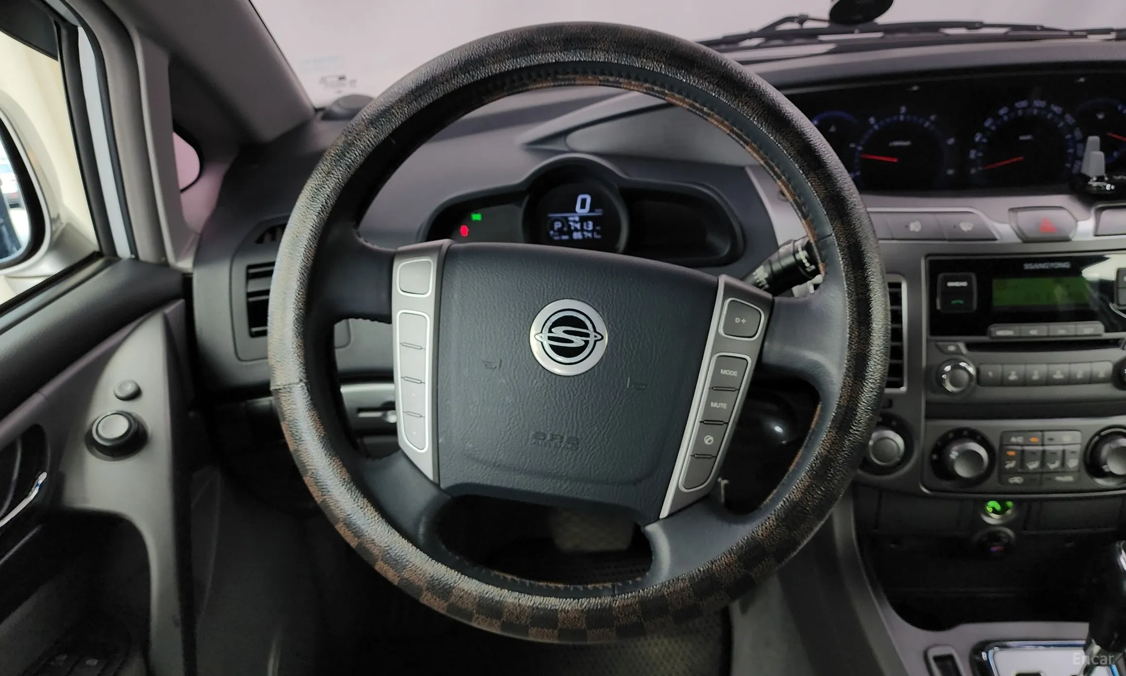 KG Mobility (SsangYong) Korando Turismo превью 13