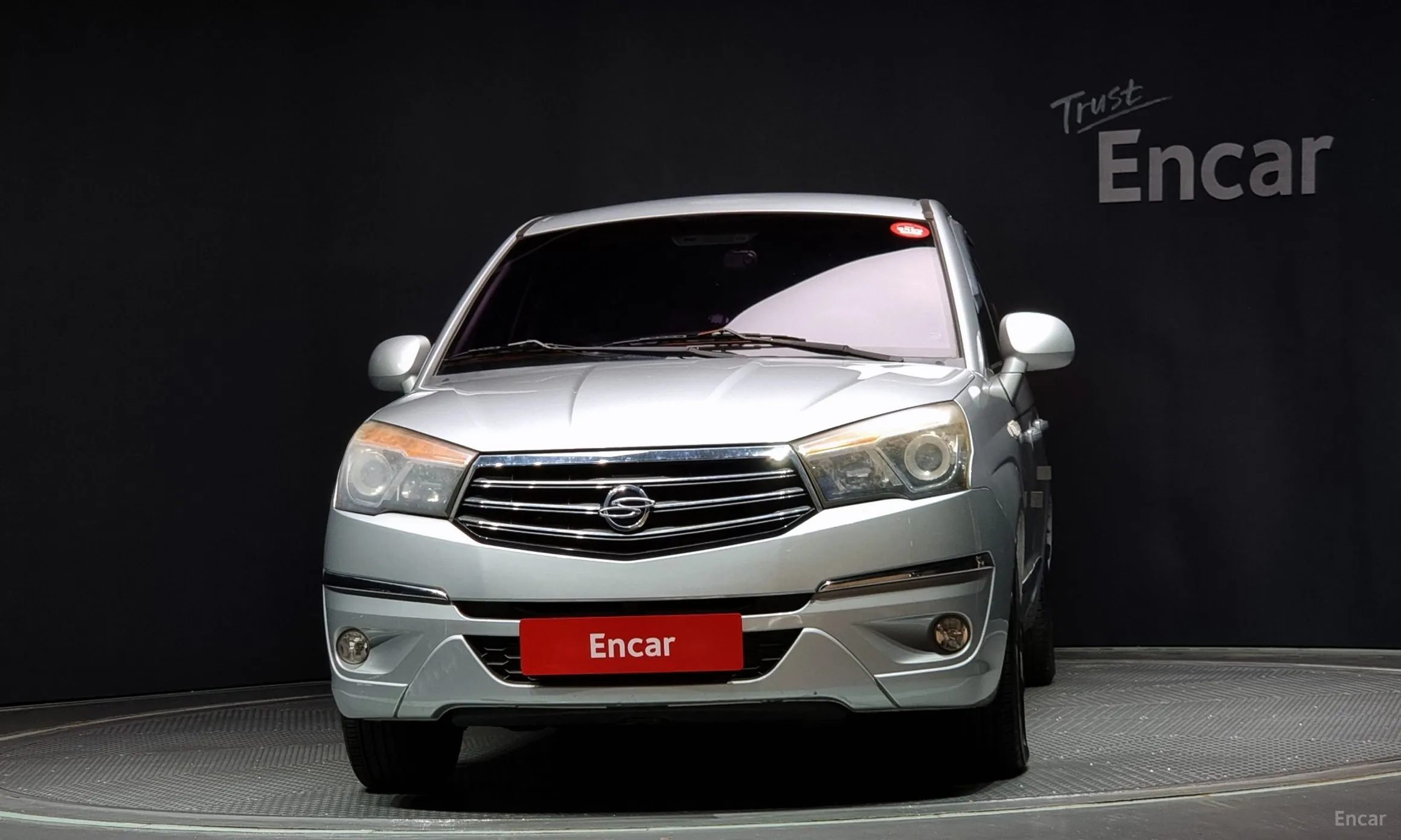 KG Mobility (SsangYong) Korando Turismo превью 3
