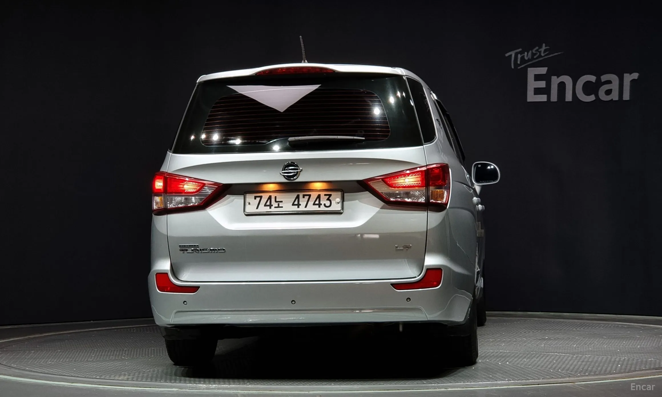 KG Mobility (SsangYong) Korando Turismo превью 4