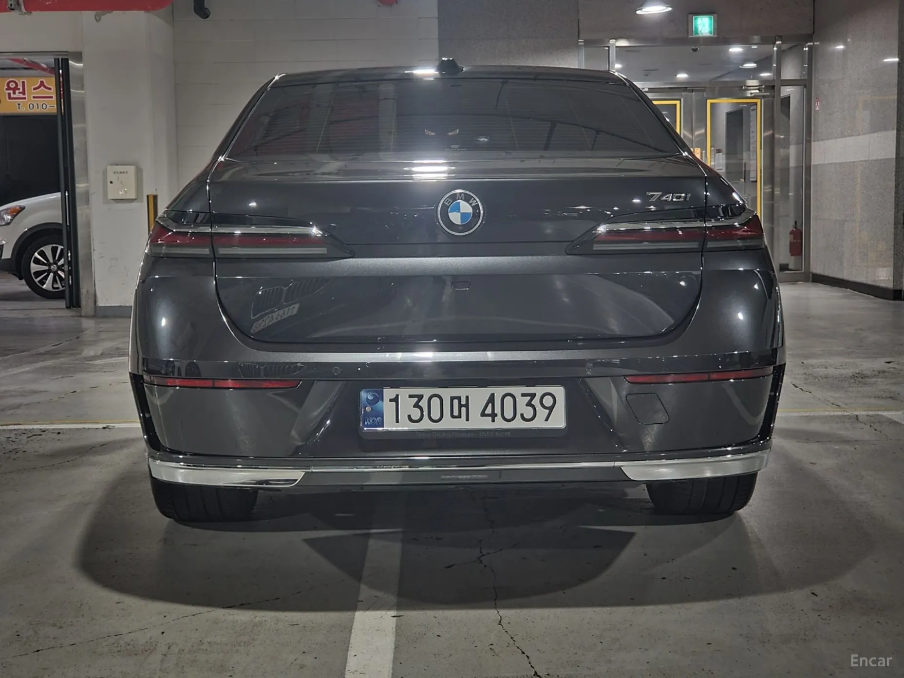 BMW 7 Series (G70) превью 3
