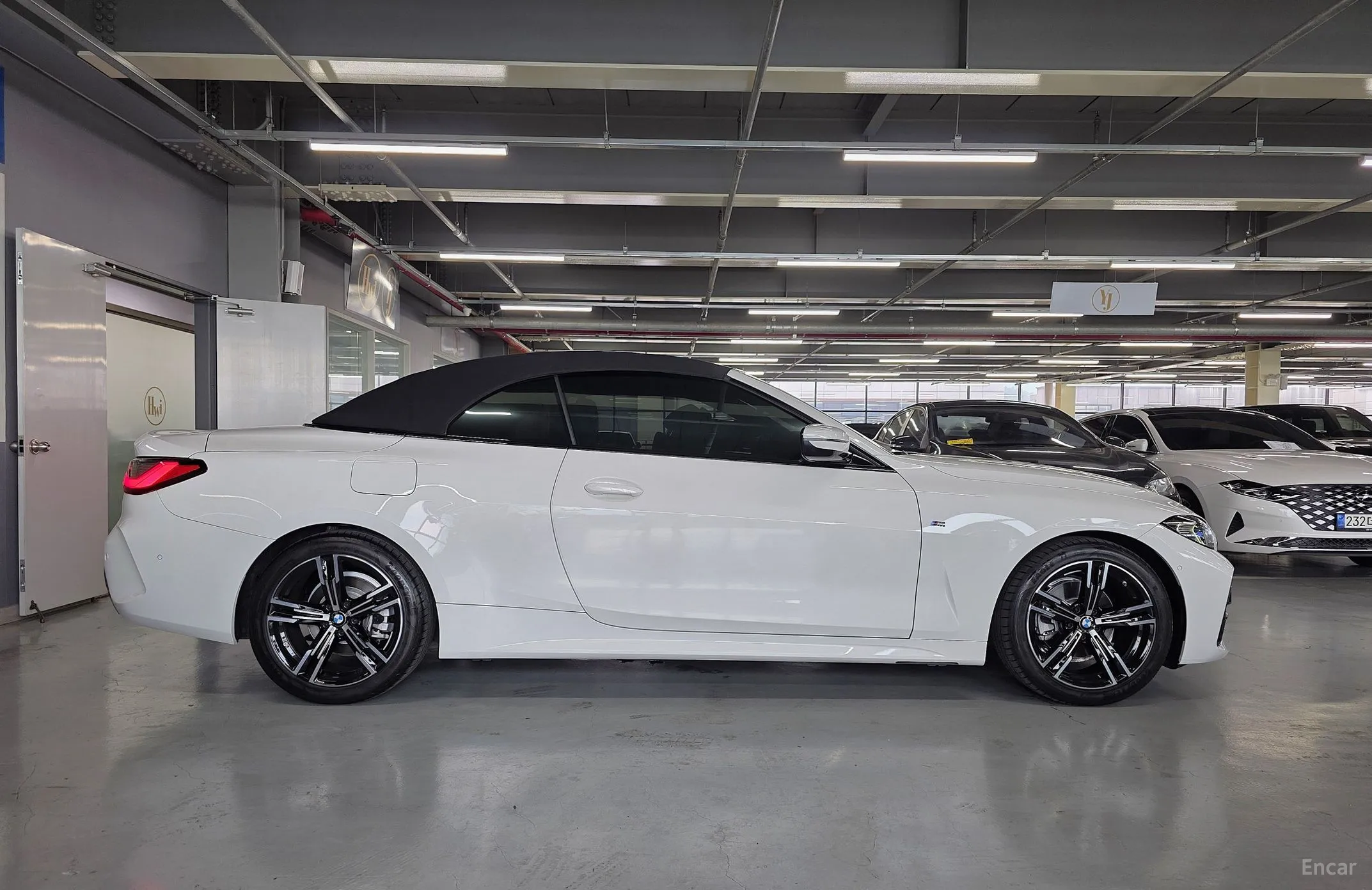BMW Series 4 (G22) превью 4