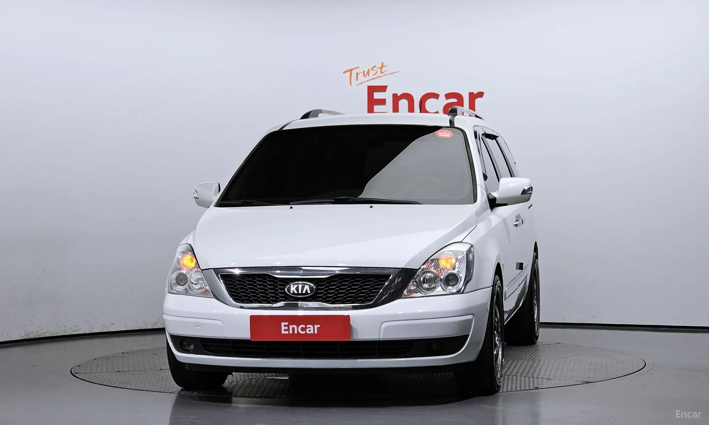 Kia Carnival R превью 2