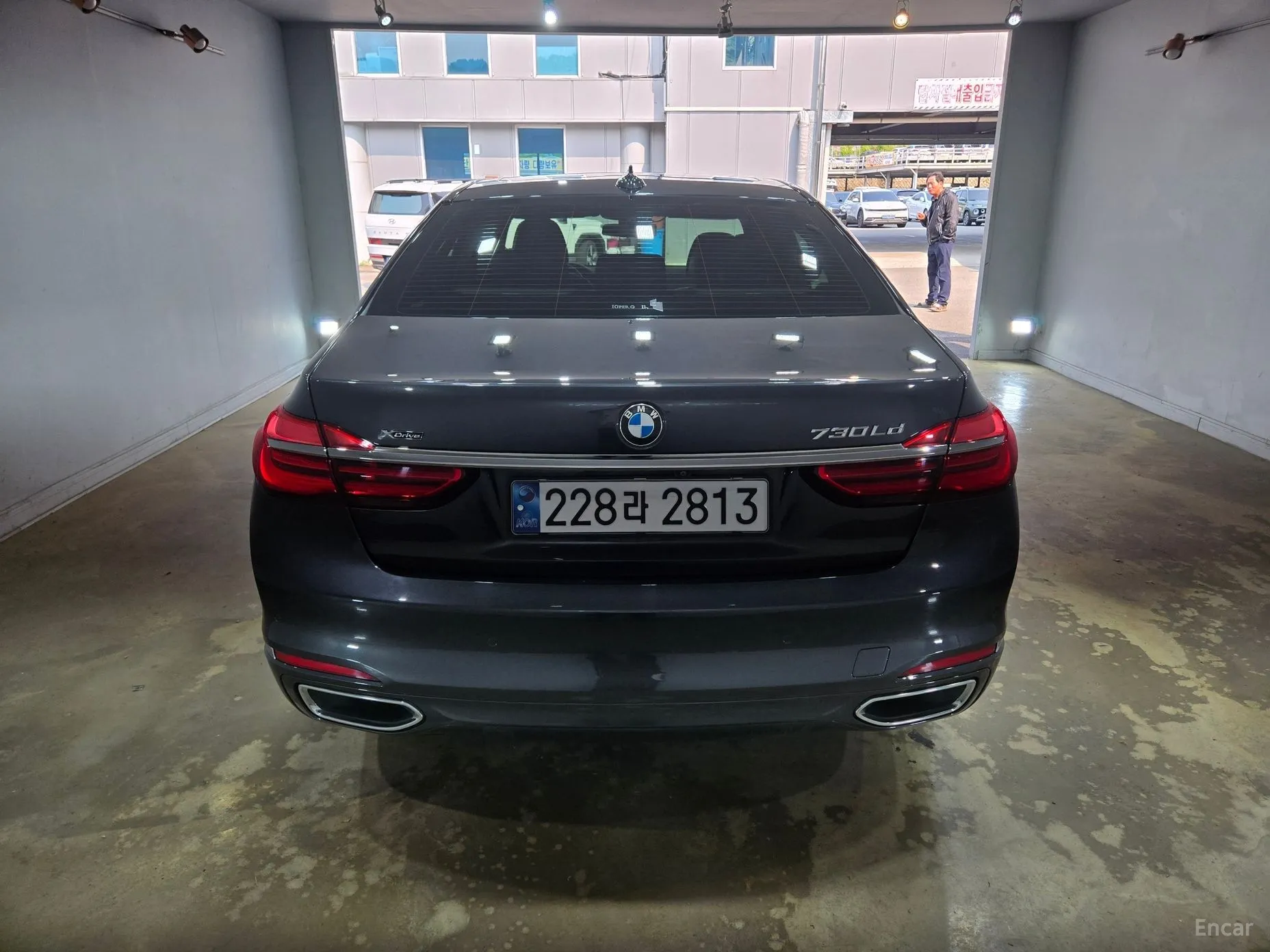 BMW 7 Series (G11) превью 3