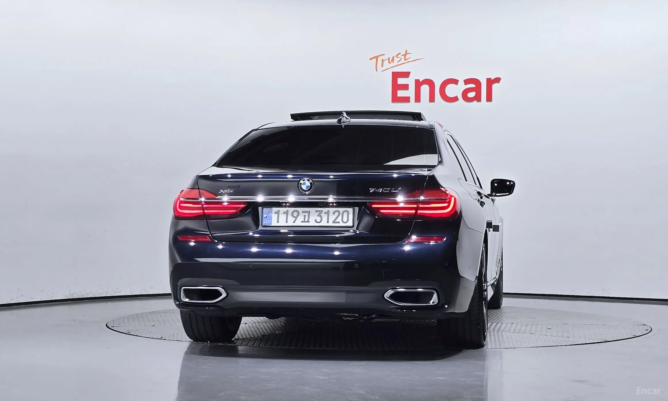 BMW 7 Series (G11) превью 3
