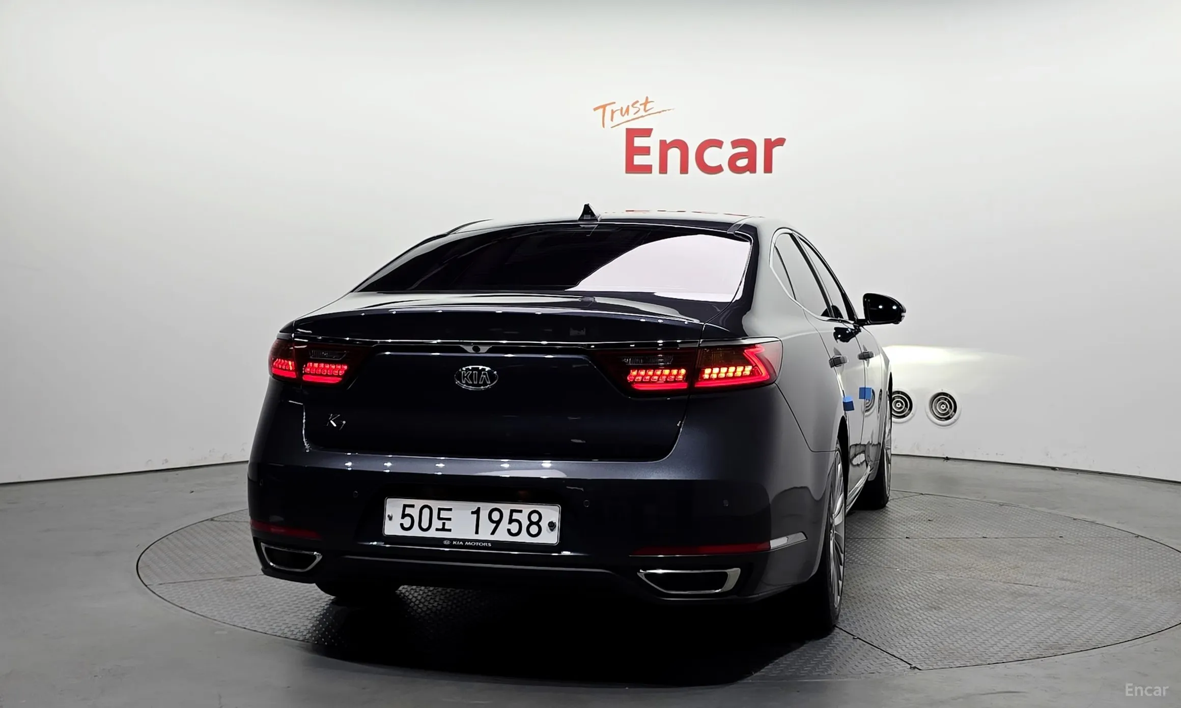Kia K7 превью 3