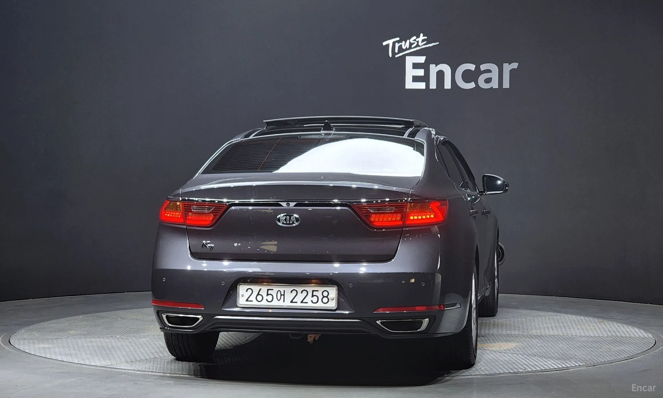 Kia K7 превью 3