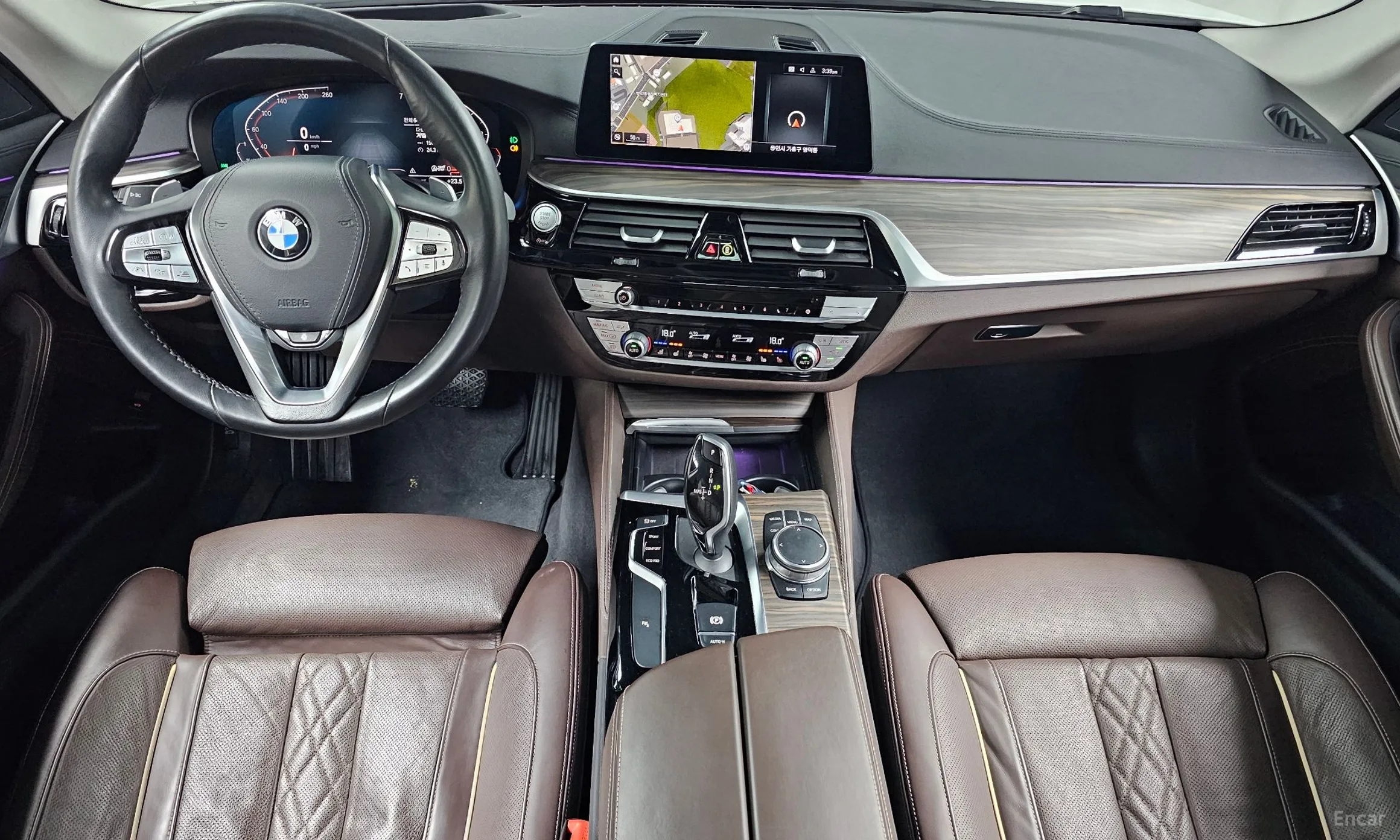 BMW 5 Series (G30) превью 4
