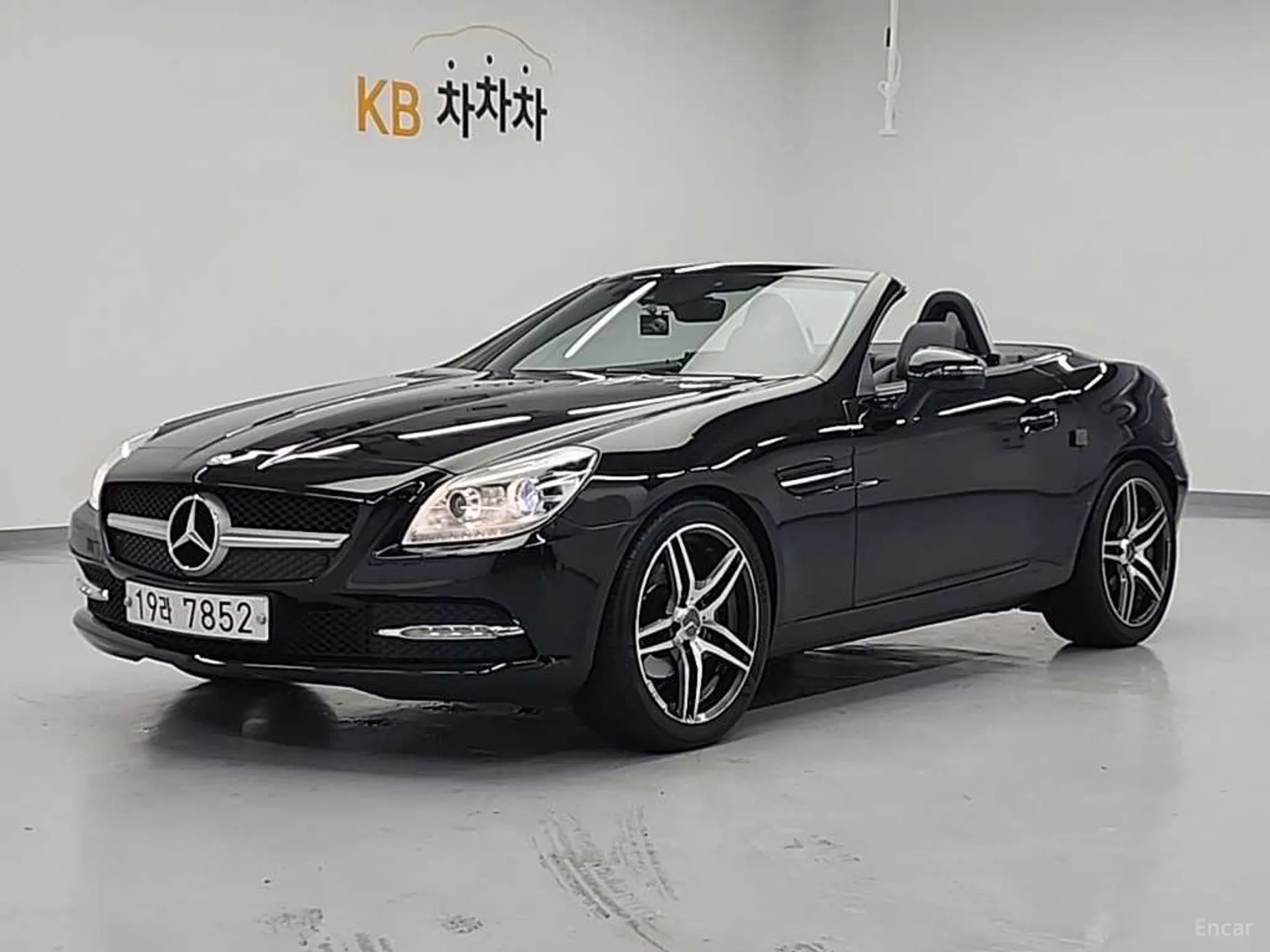 Mercedes Benz New SLK-Class