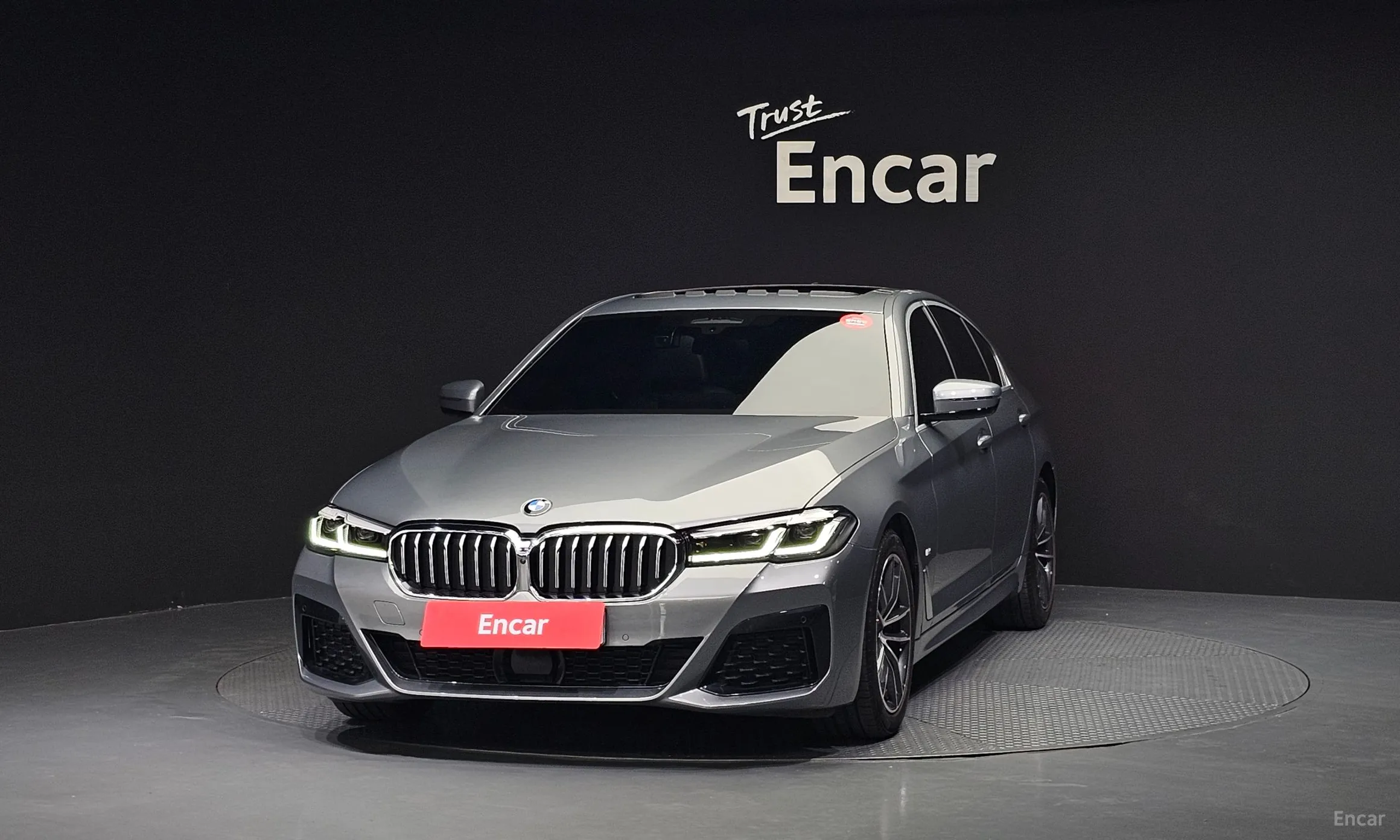 BMW 5 Series (G30)