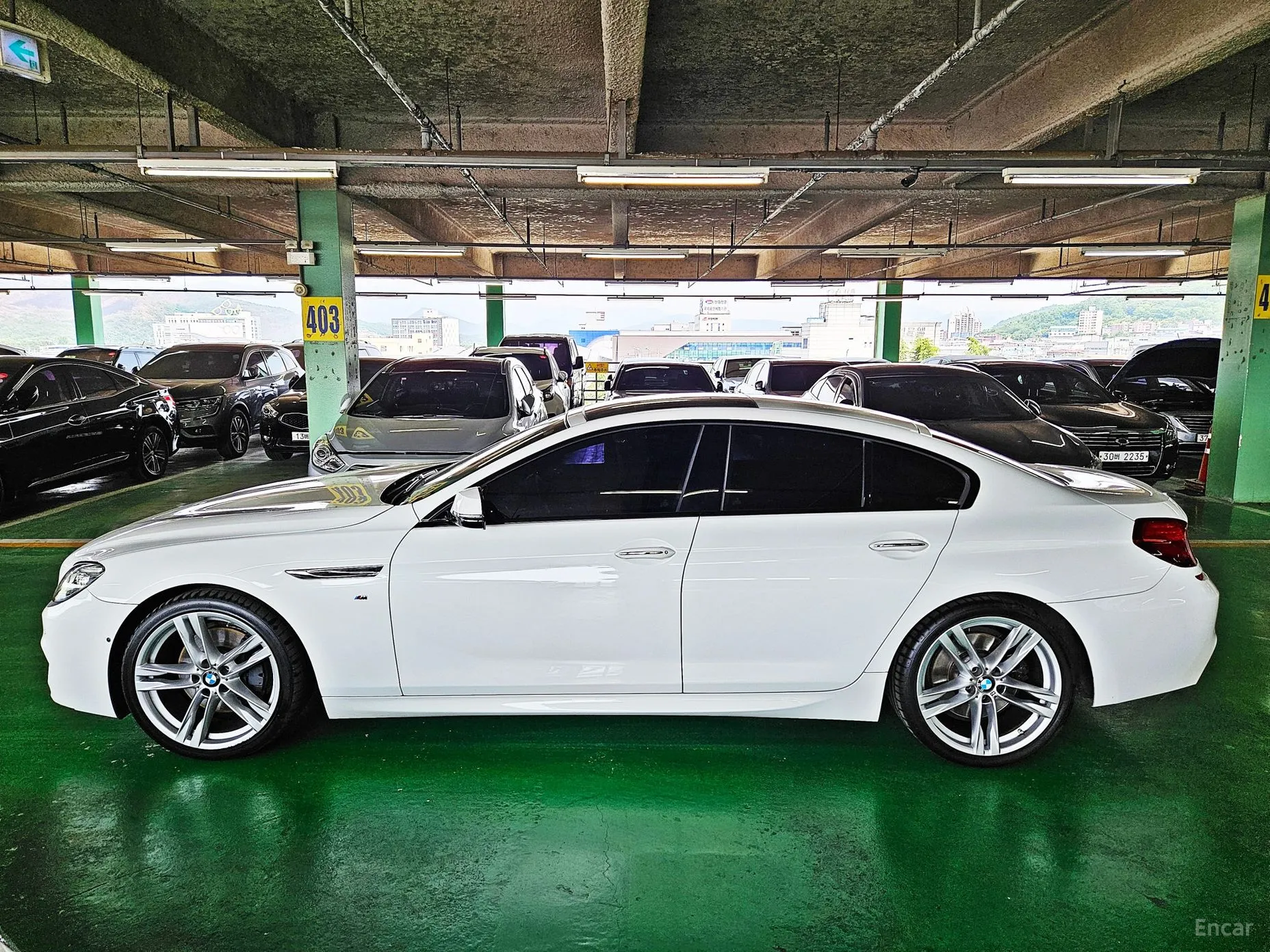 BMW 6 Series (F12) превью 3