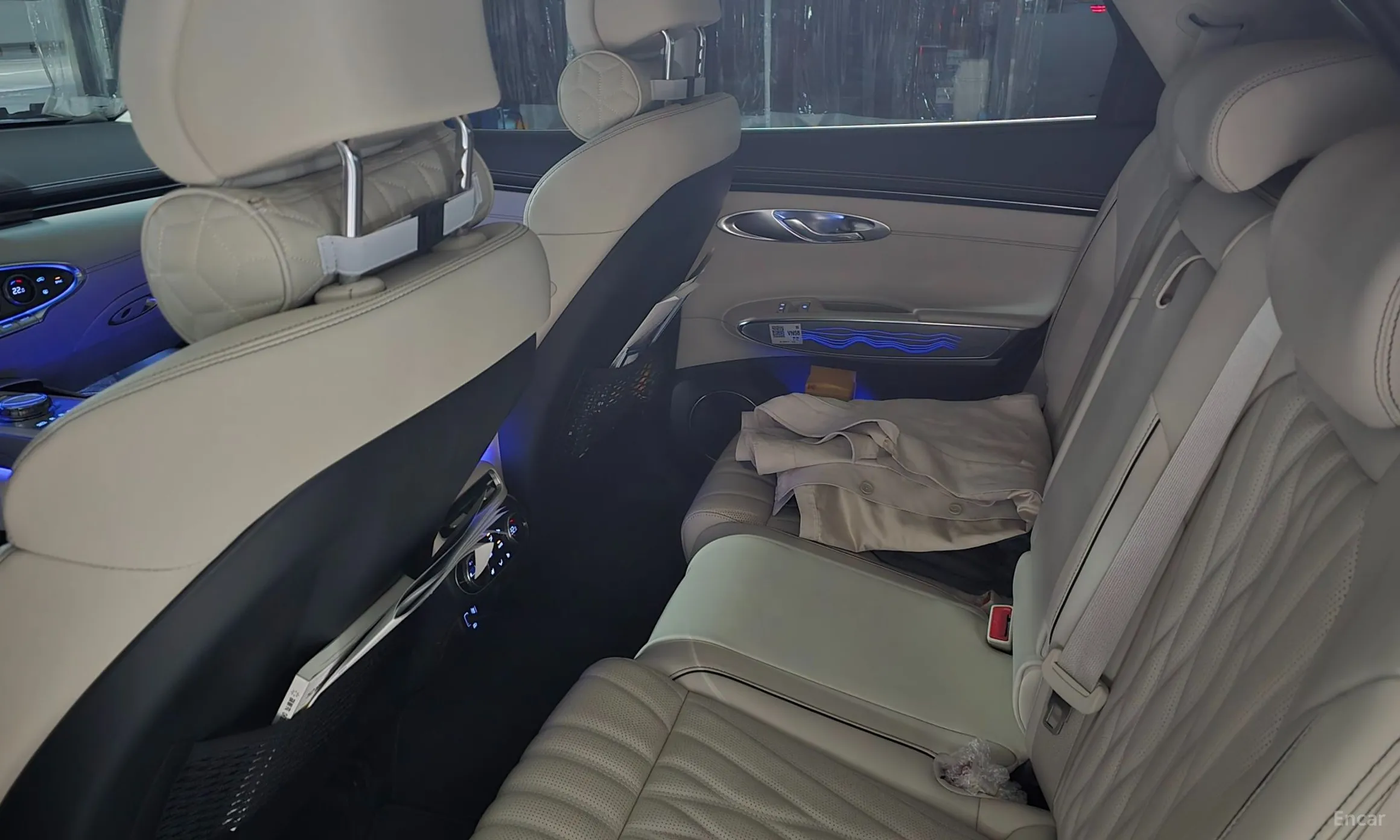 Genesis GV70 превью 11