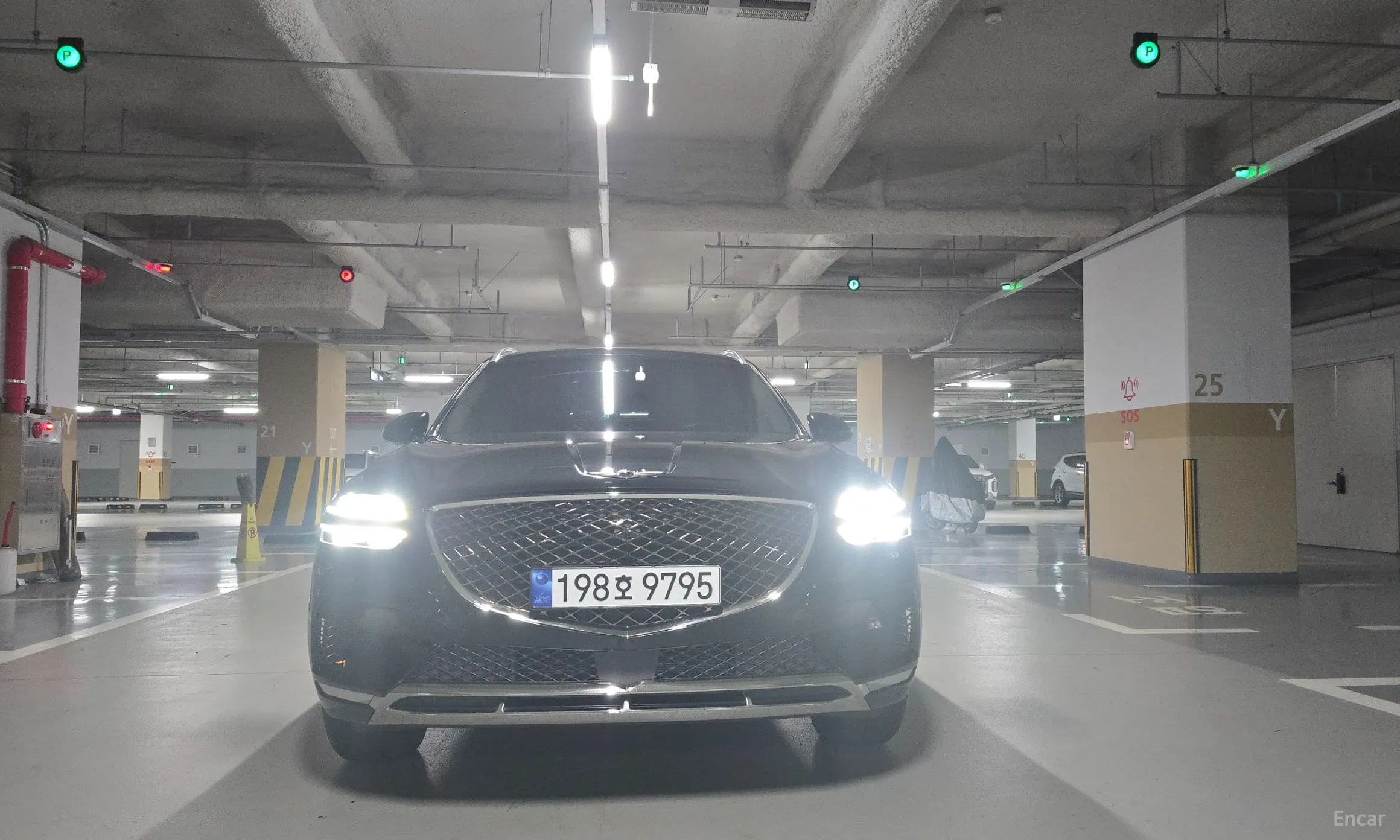 Genesis GV70 превью 2